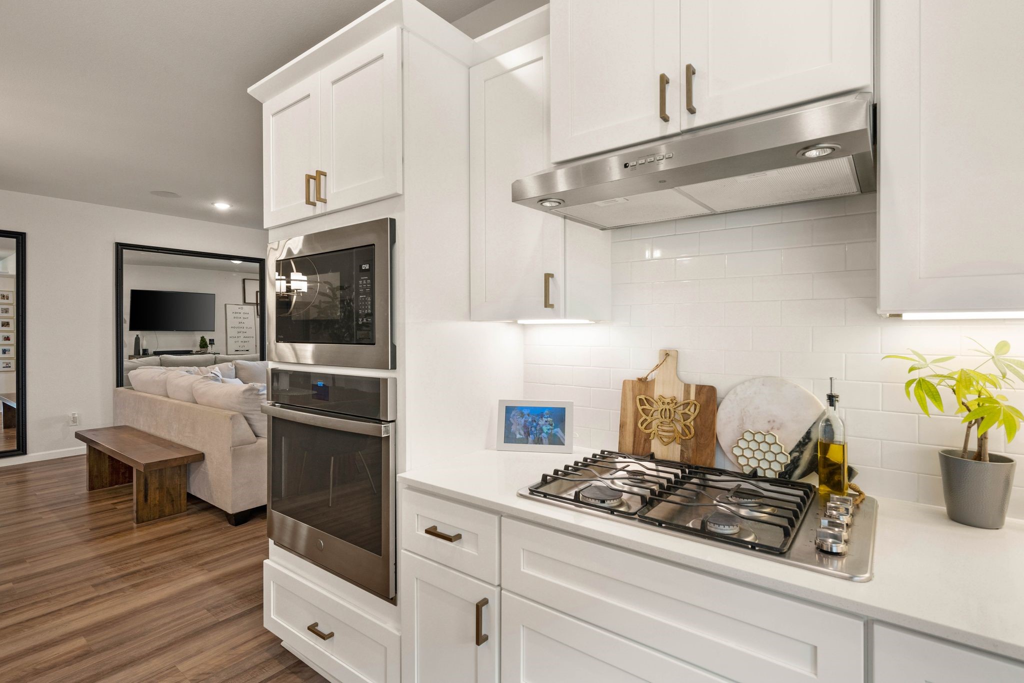 4937 Monte Verde