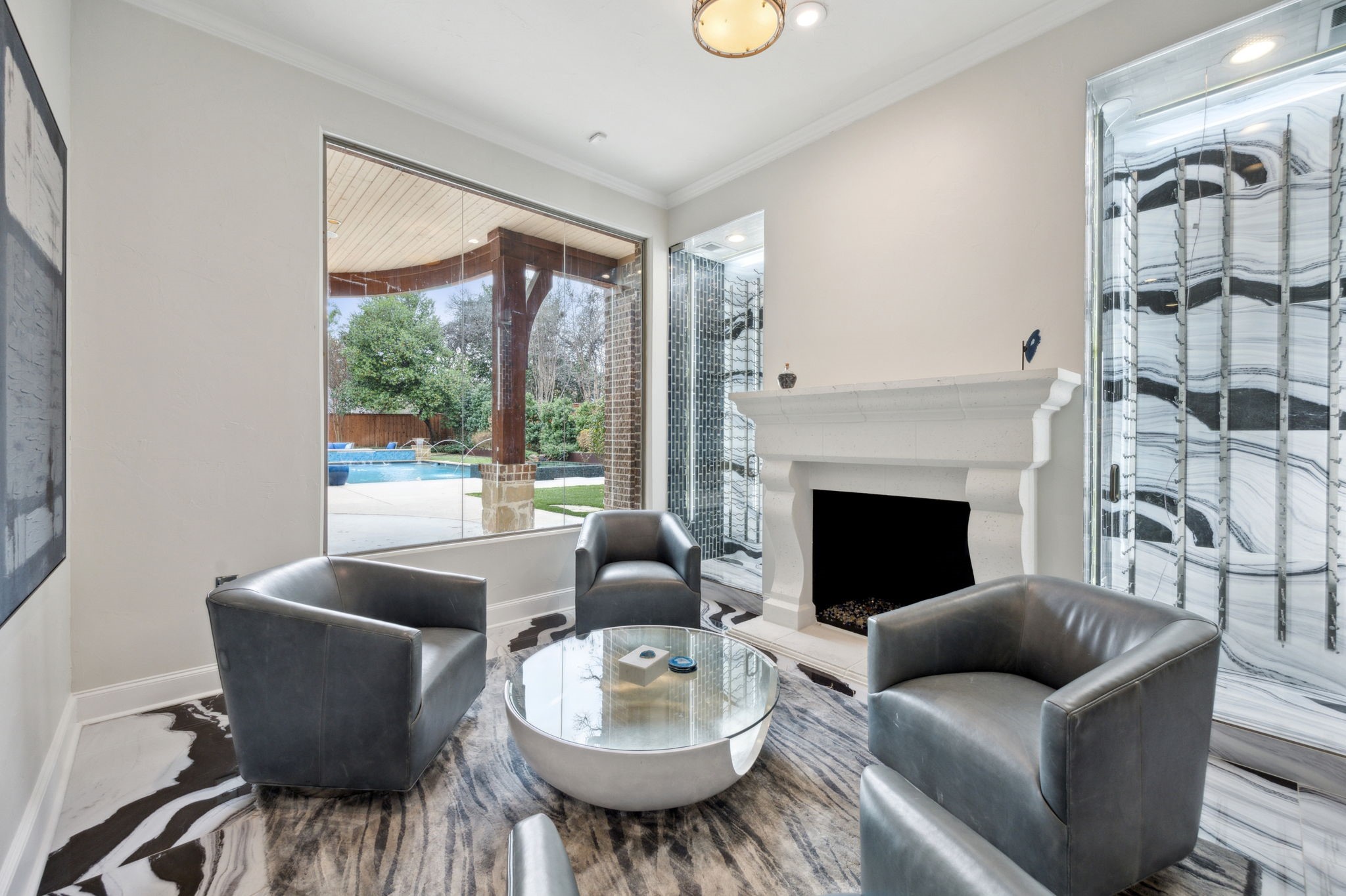 2409 Carlisle Avenue