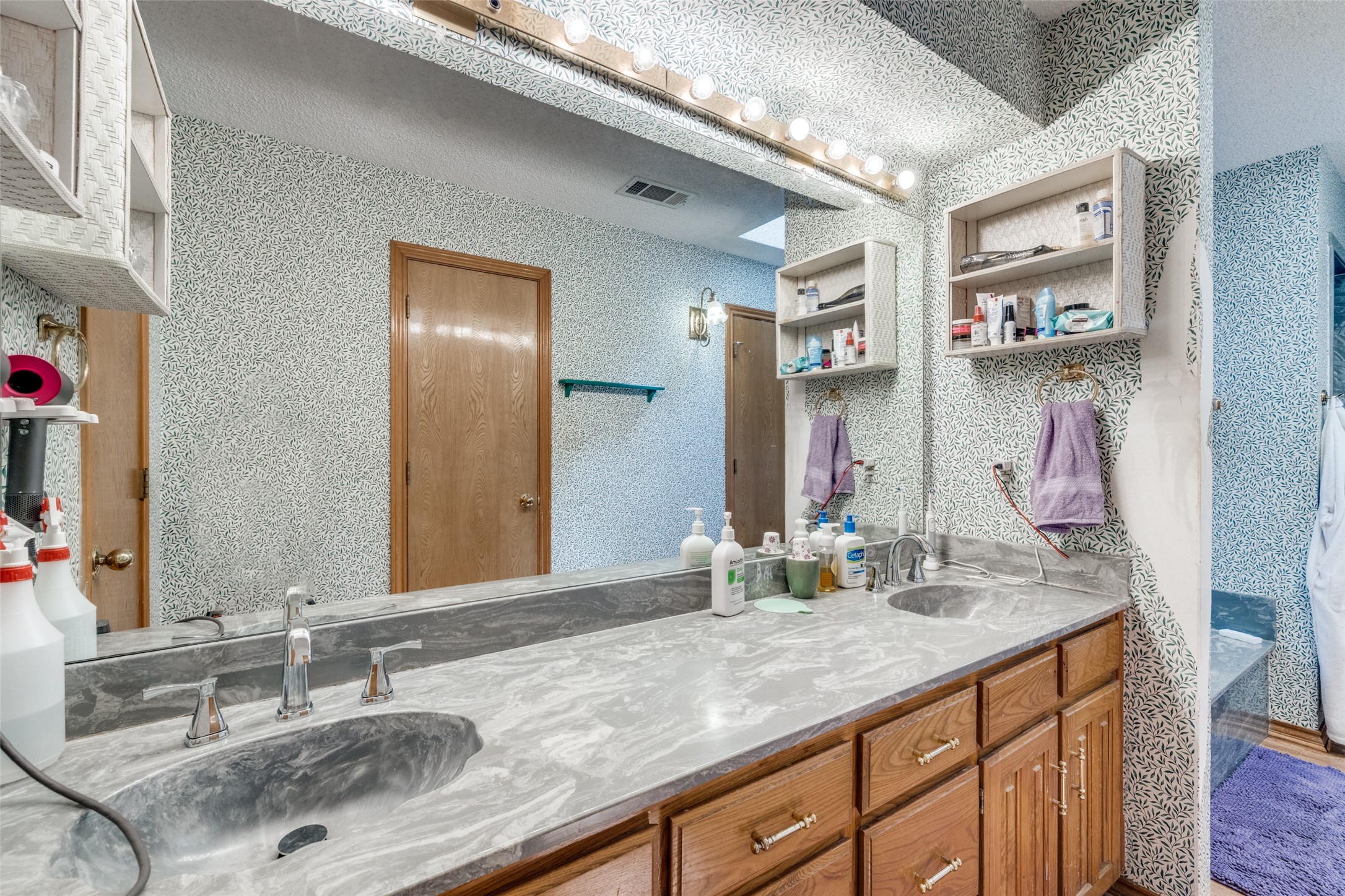 2005 W Nathan Lowe Road