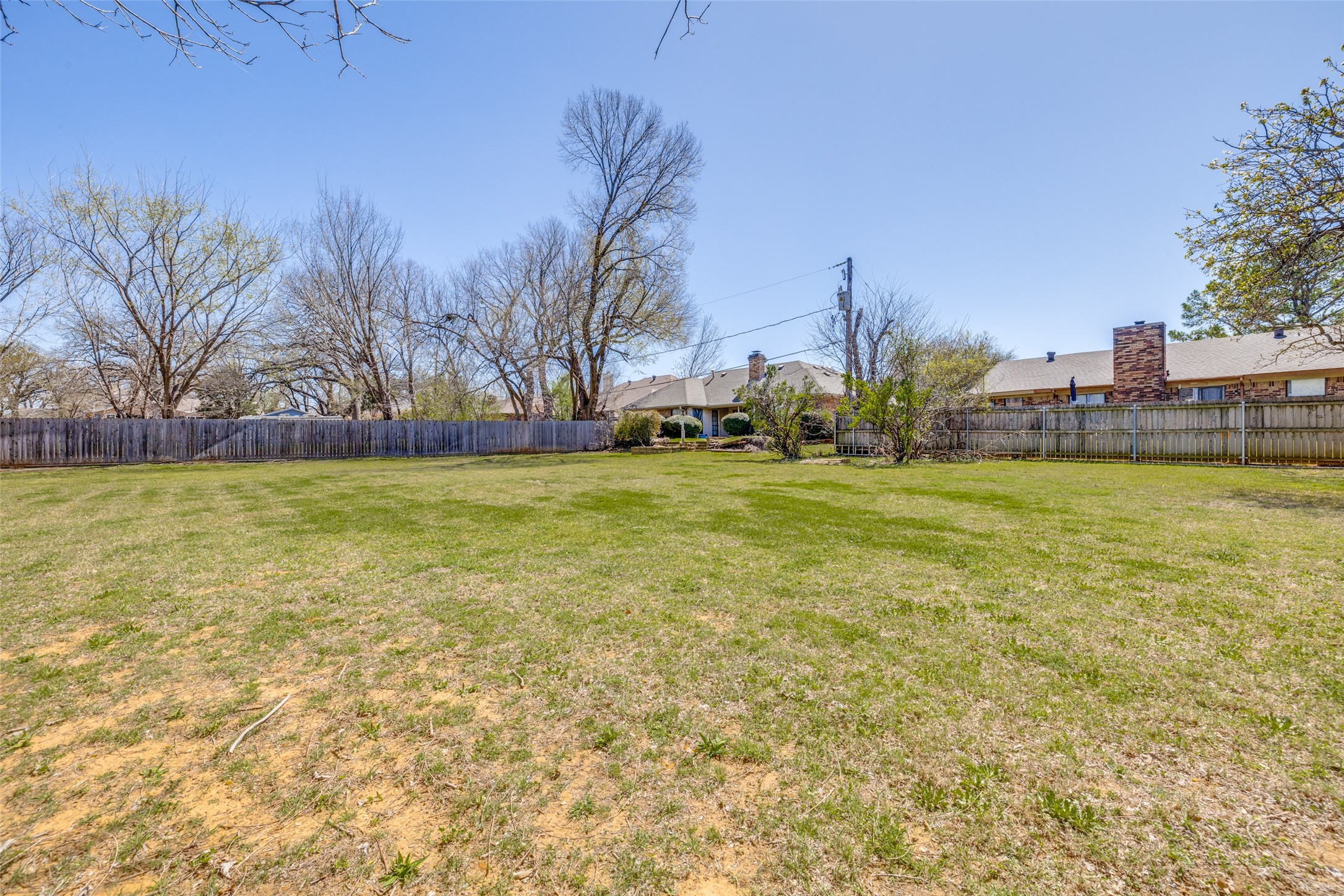 2005 W Nathan Lowe Road