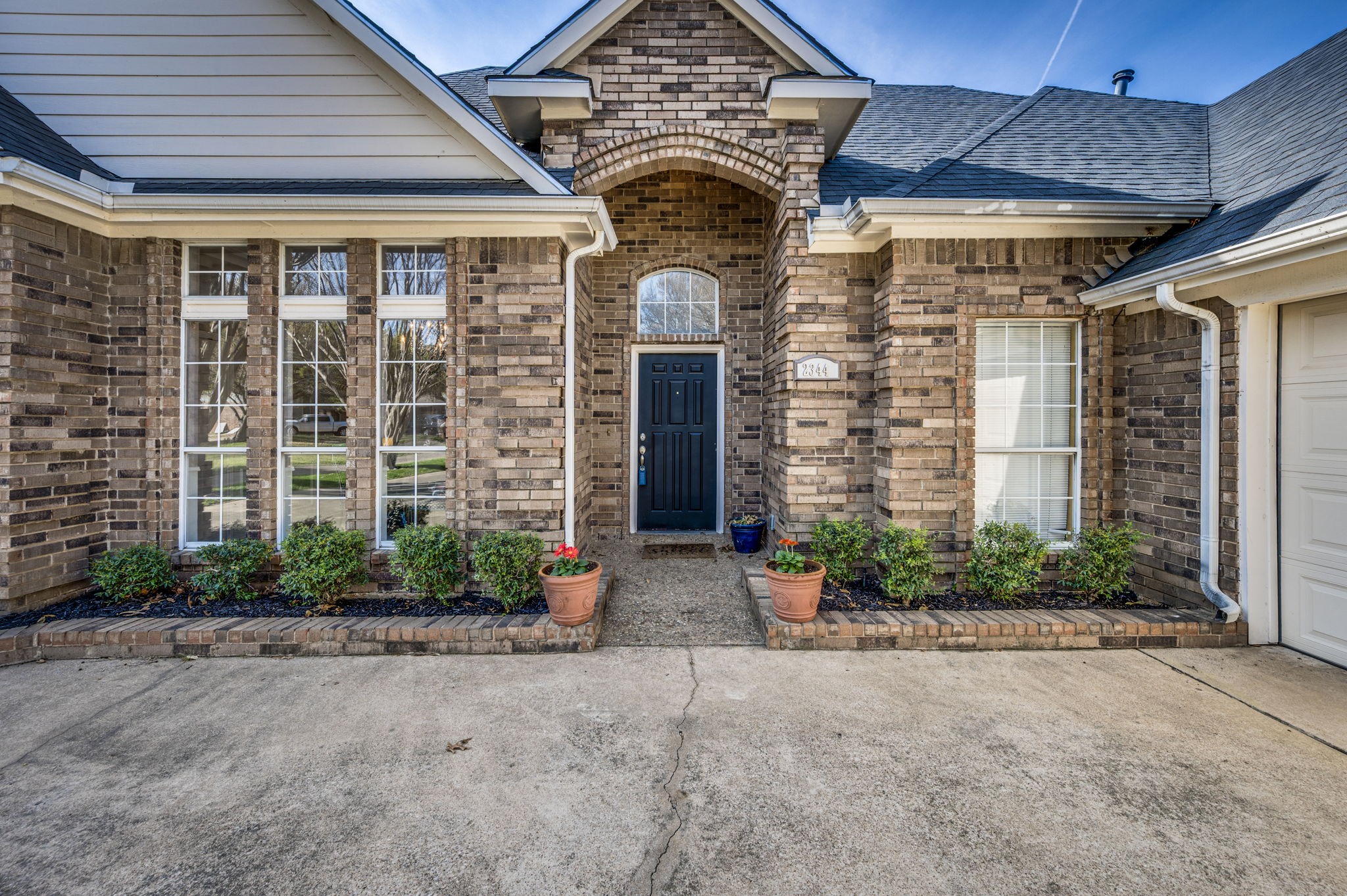 2344 Fox Glenn Circle