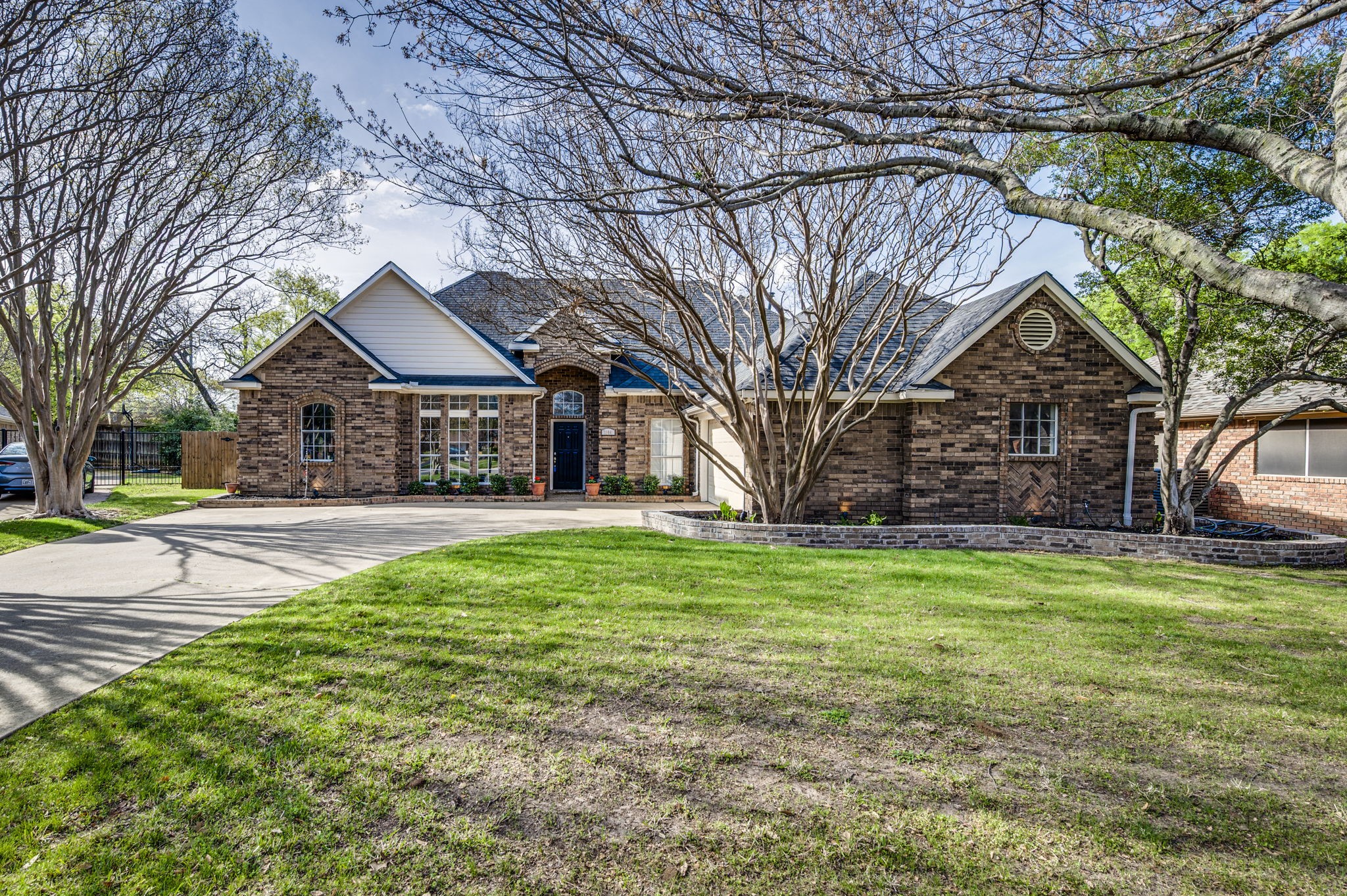 2344 Fox Glenn Circle