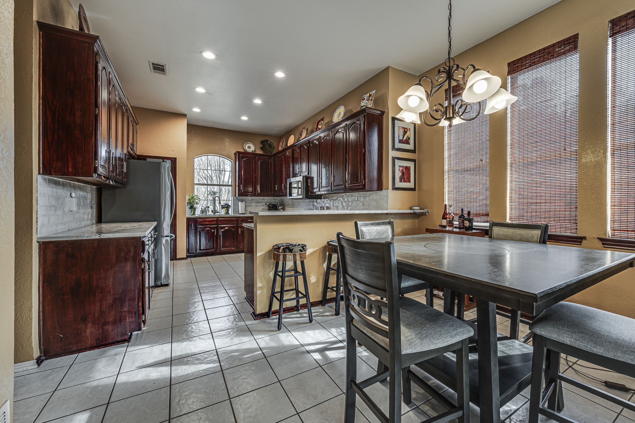 2344 Fox Glenn Circle