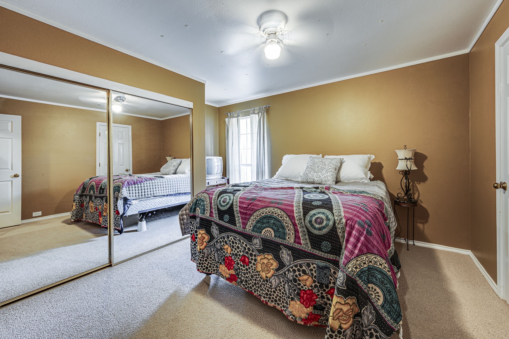 2344 Fox Glenn Circle