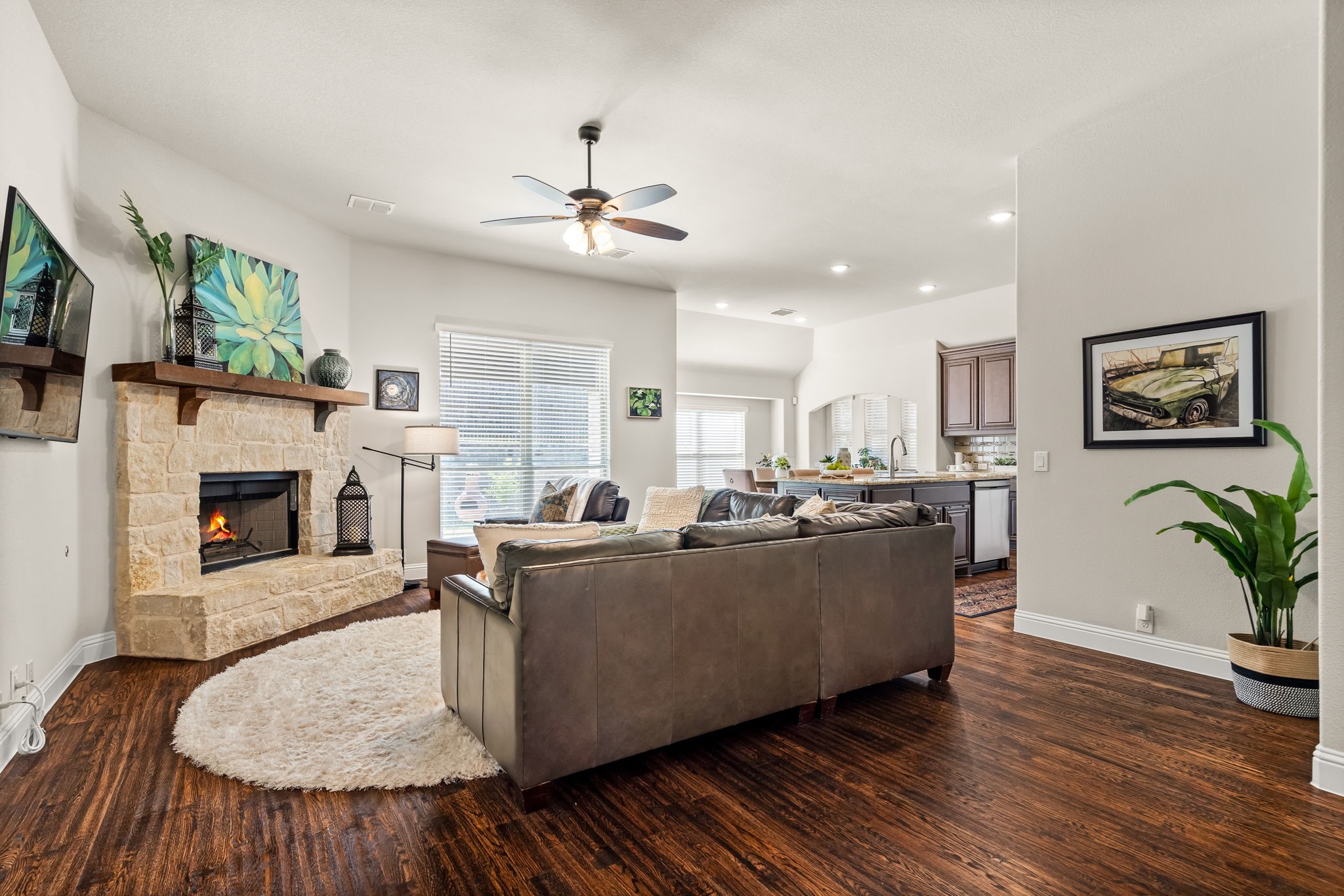 506 Oakcrest Drive