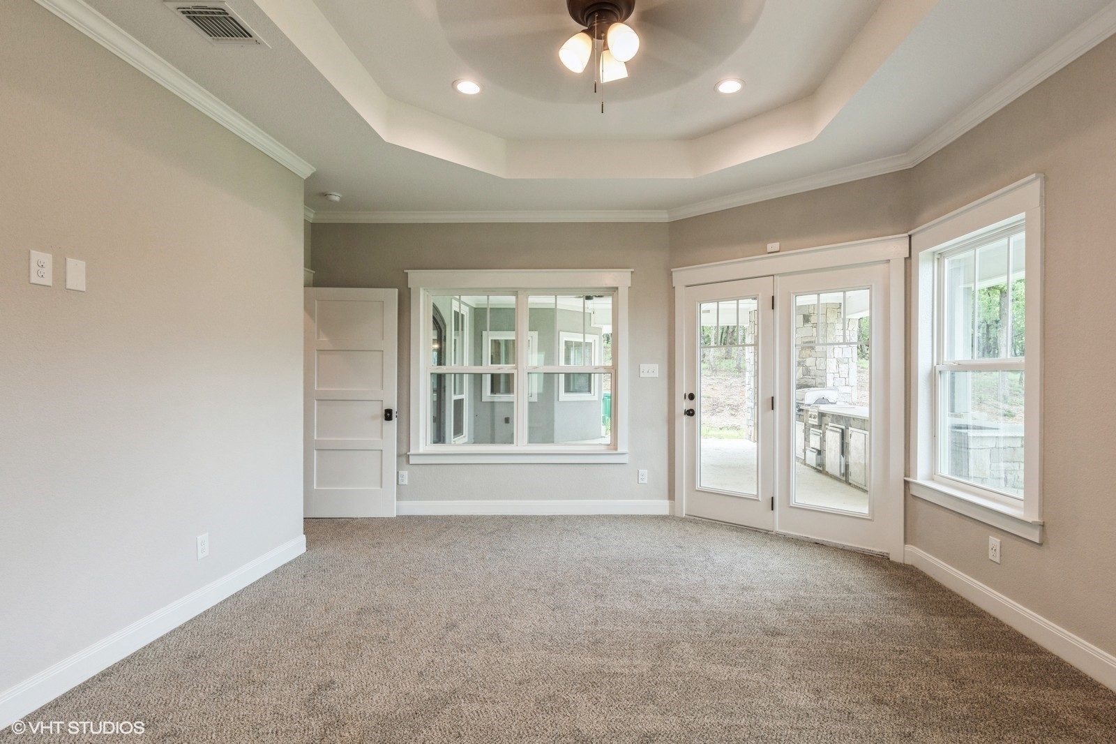 344 Whispering Oaks Trail