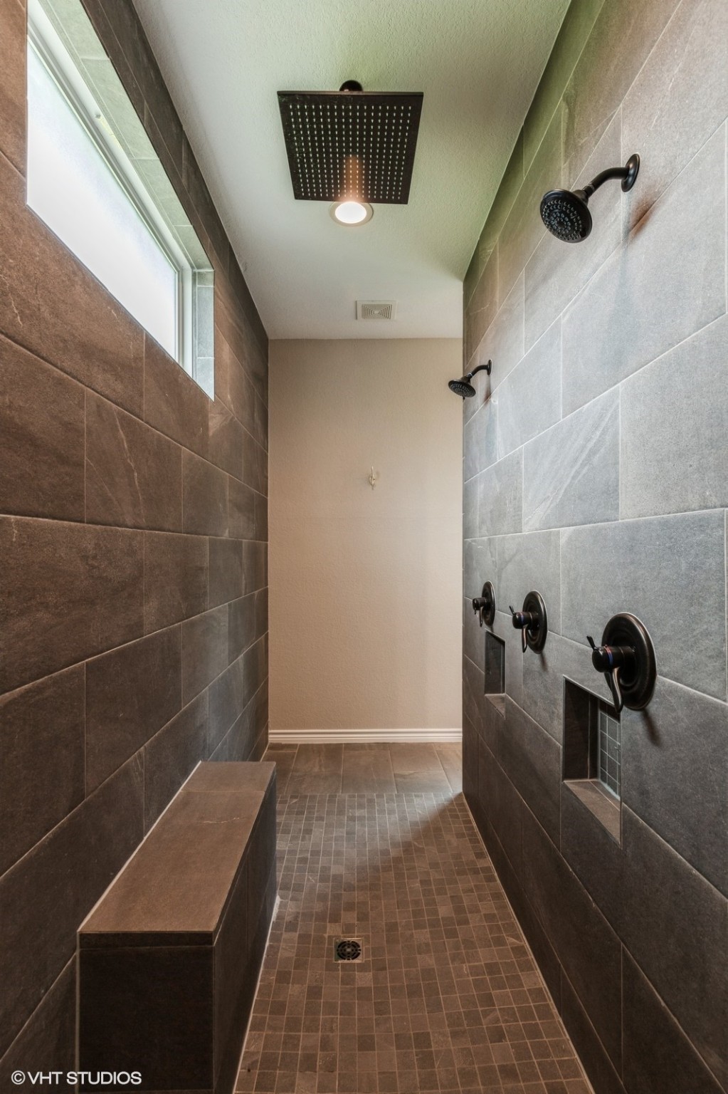 344 Whispering Oaks Trail