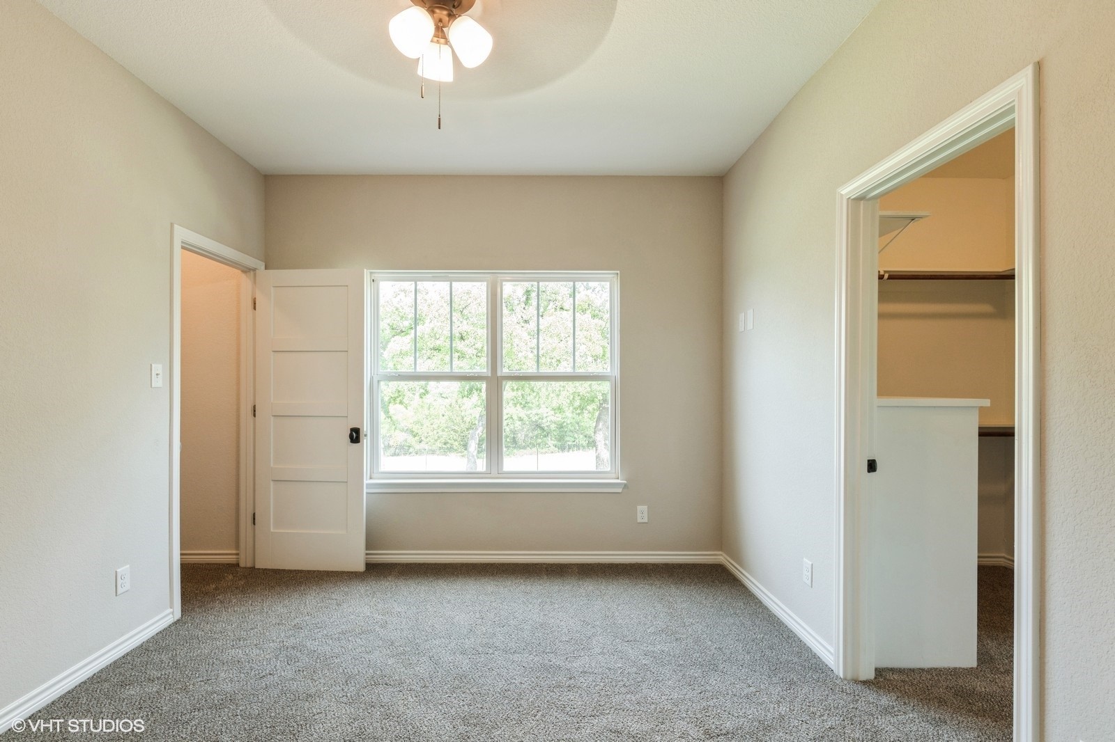 344 Whispering Oaks Trail