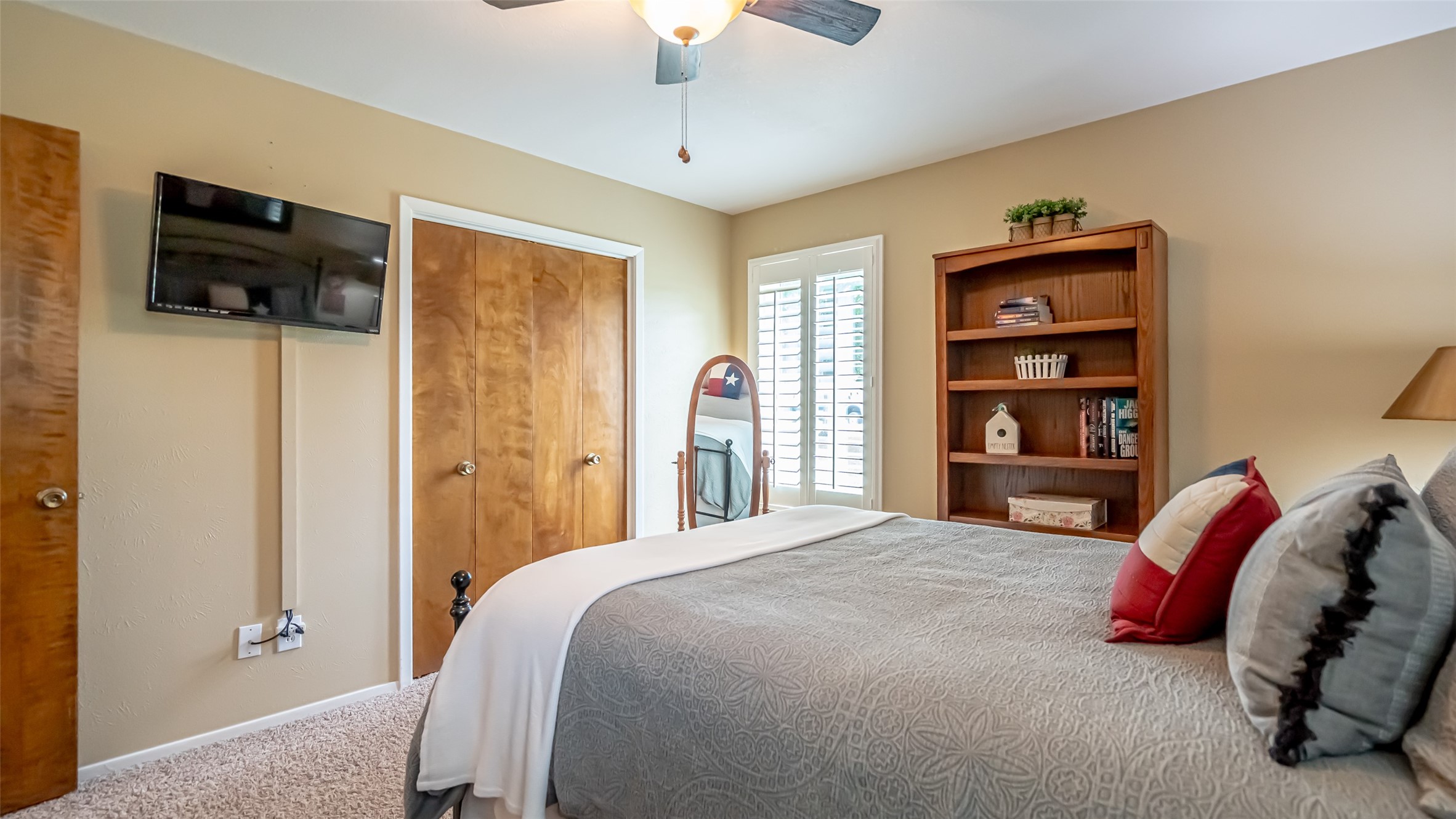 4104 Norfolk Bay Court