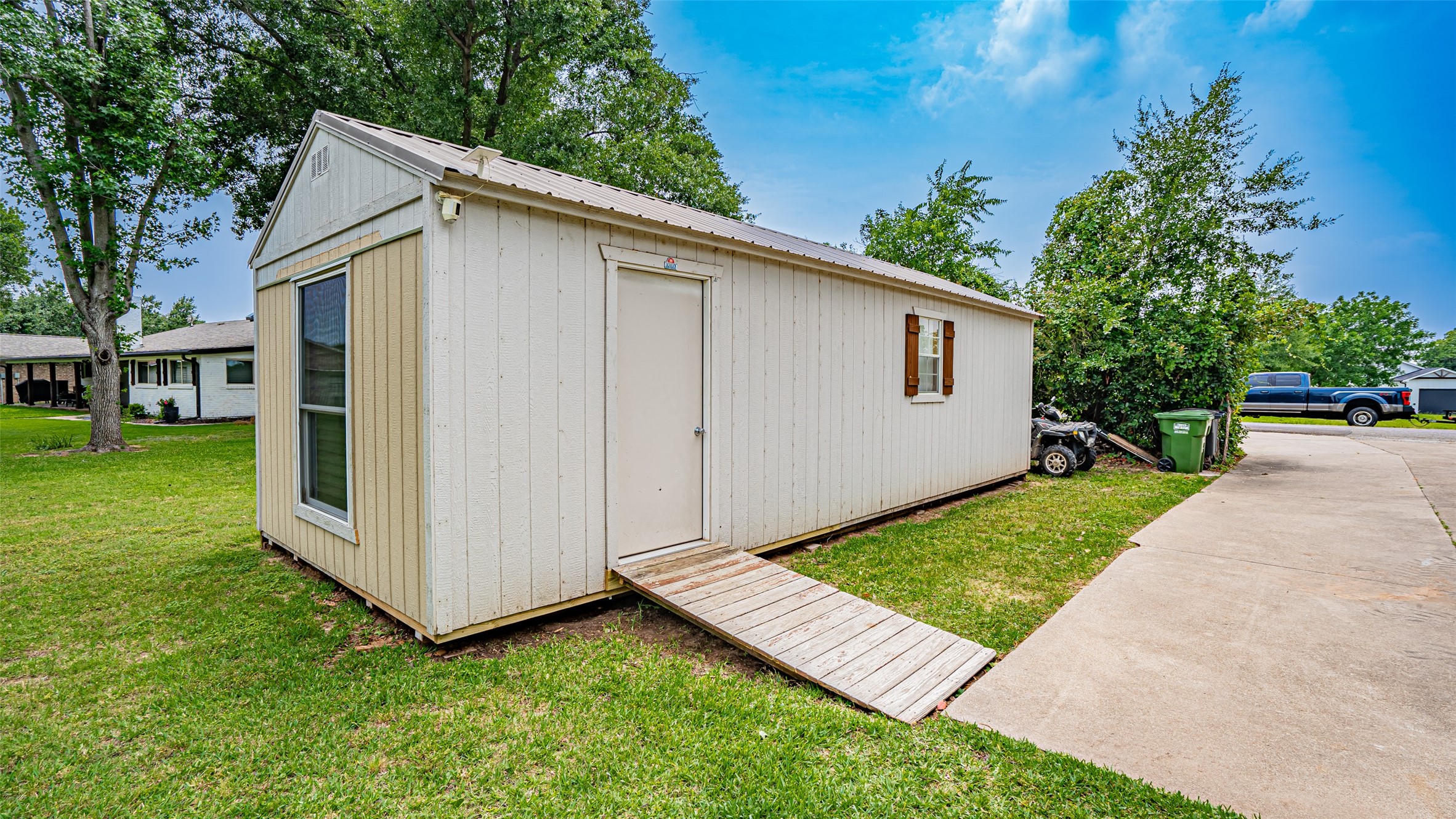 4104 Norfolk Bay Court