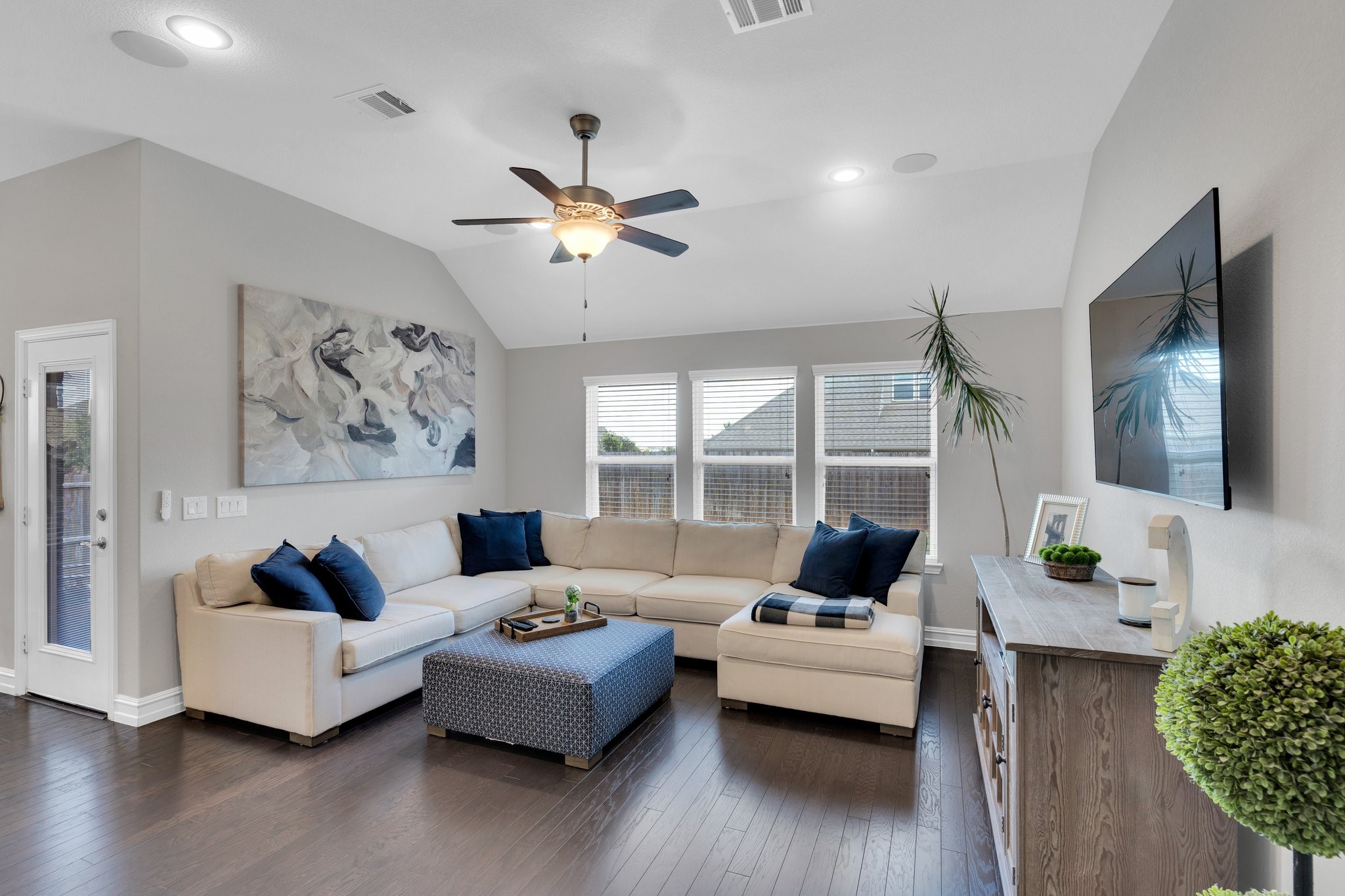 1001 Twisting Ridge Terrace