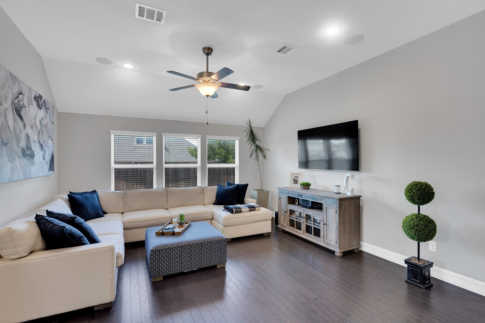 1001 Twisting Ridge Terrace