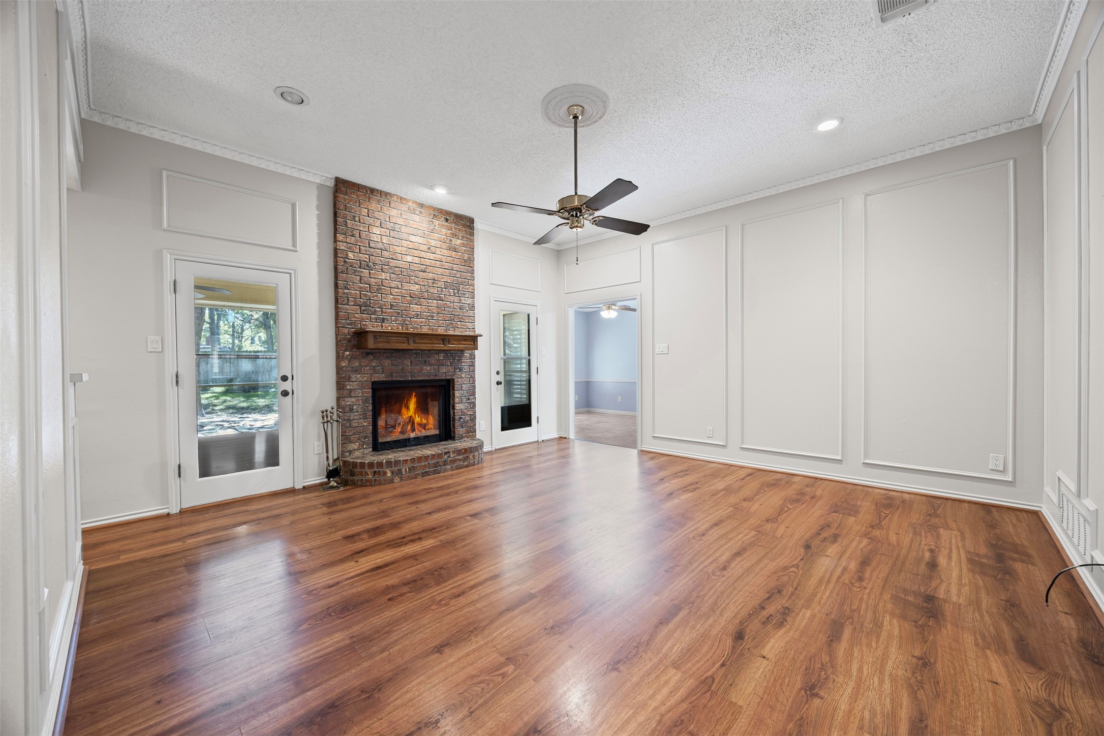 3902 Wentworth Drive