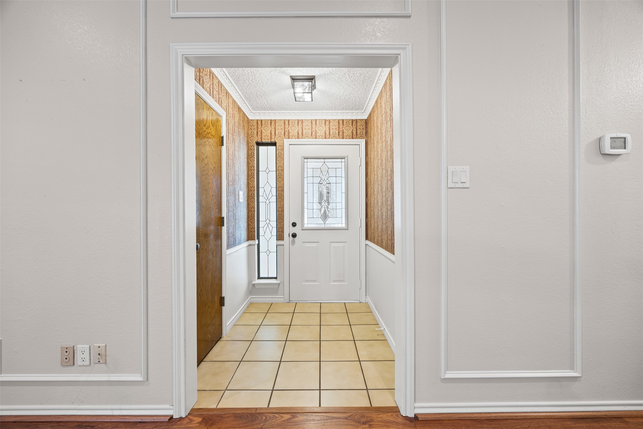 3902 Wentworth Drive