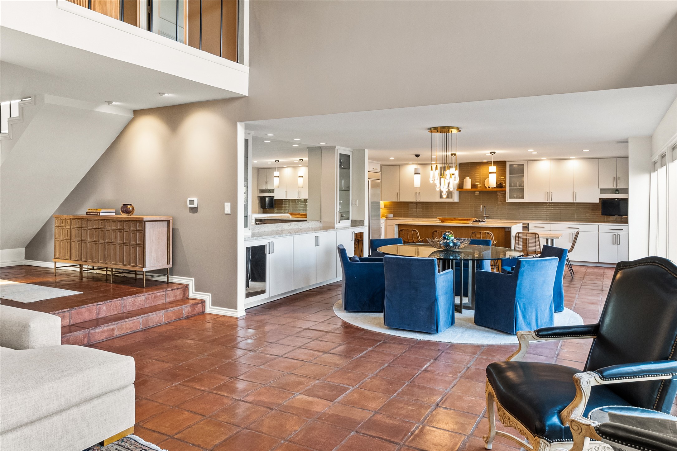 1 Country Lake Drive