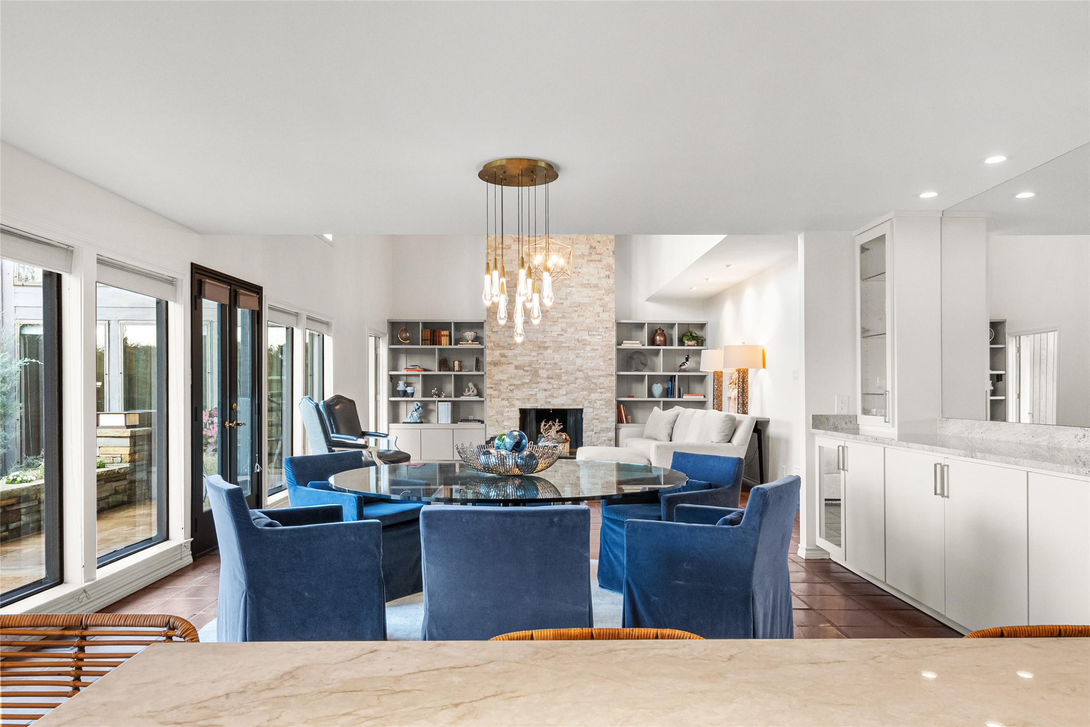 1 Country Lake Drive