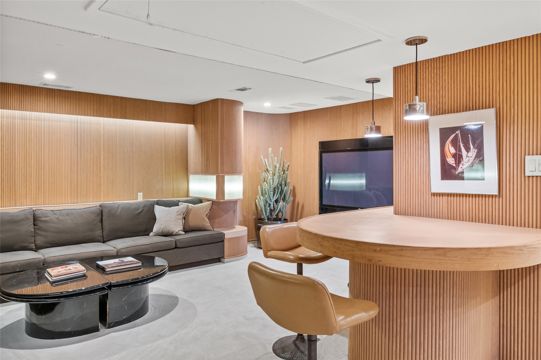 1 Country Lake Drive