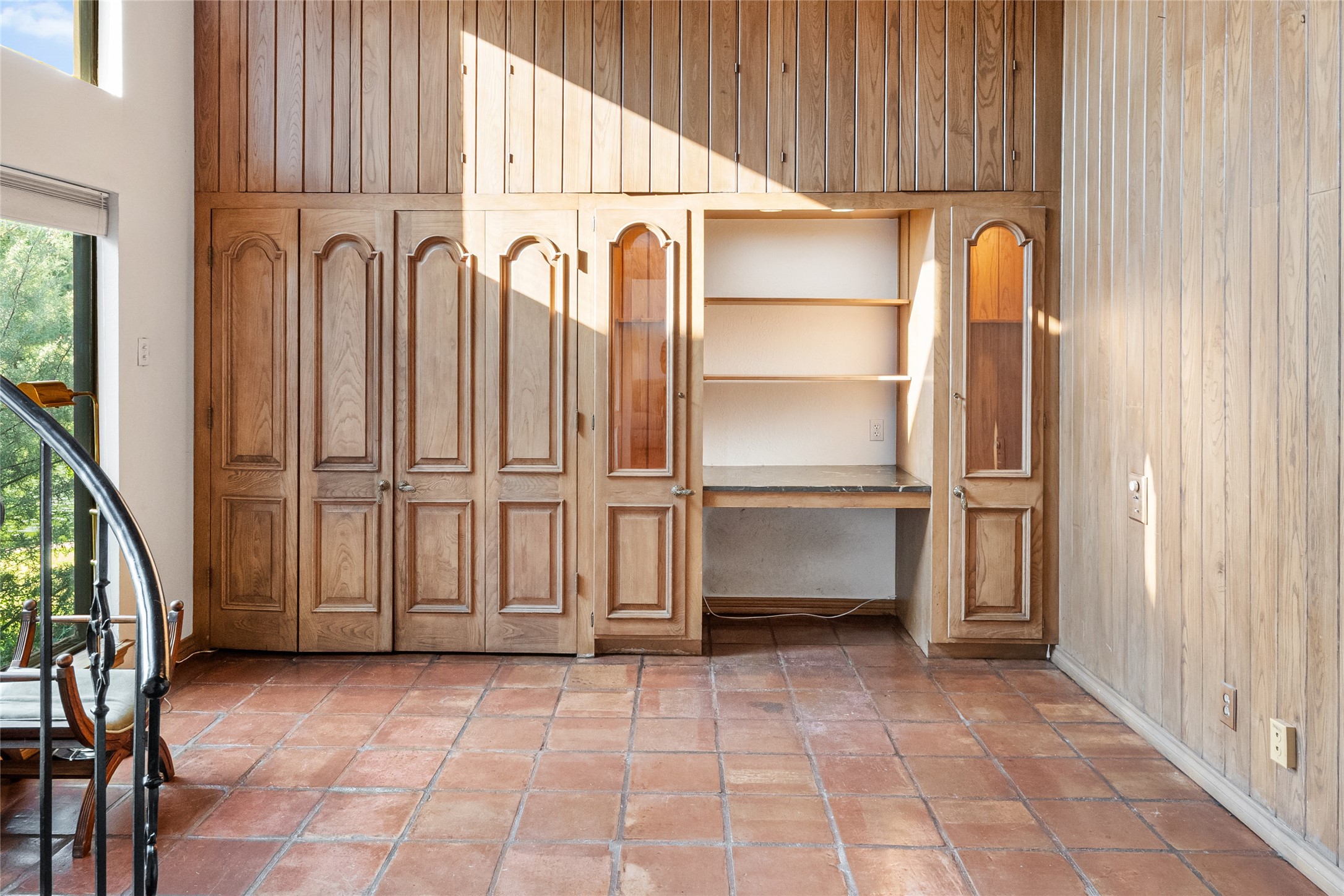 1 Country Lake Drive