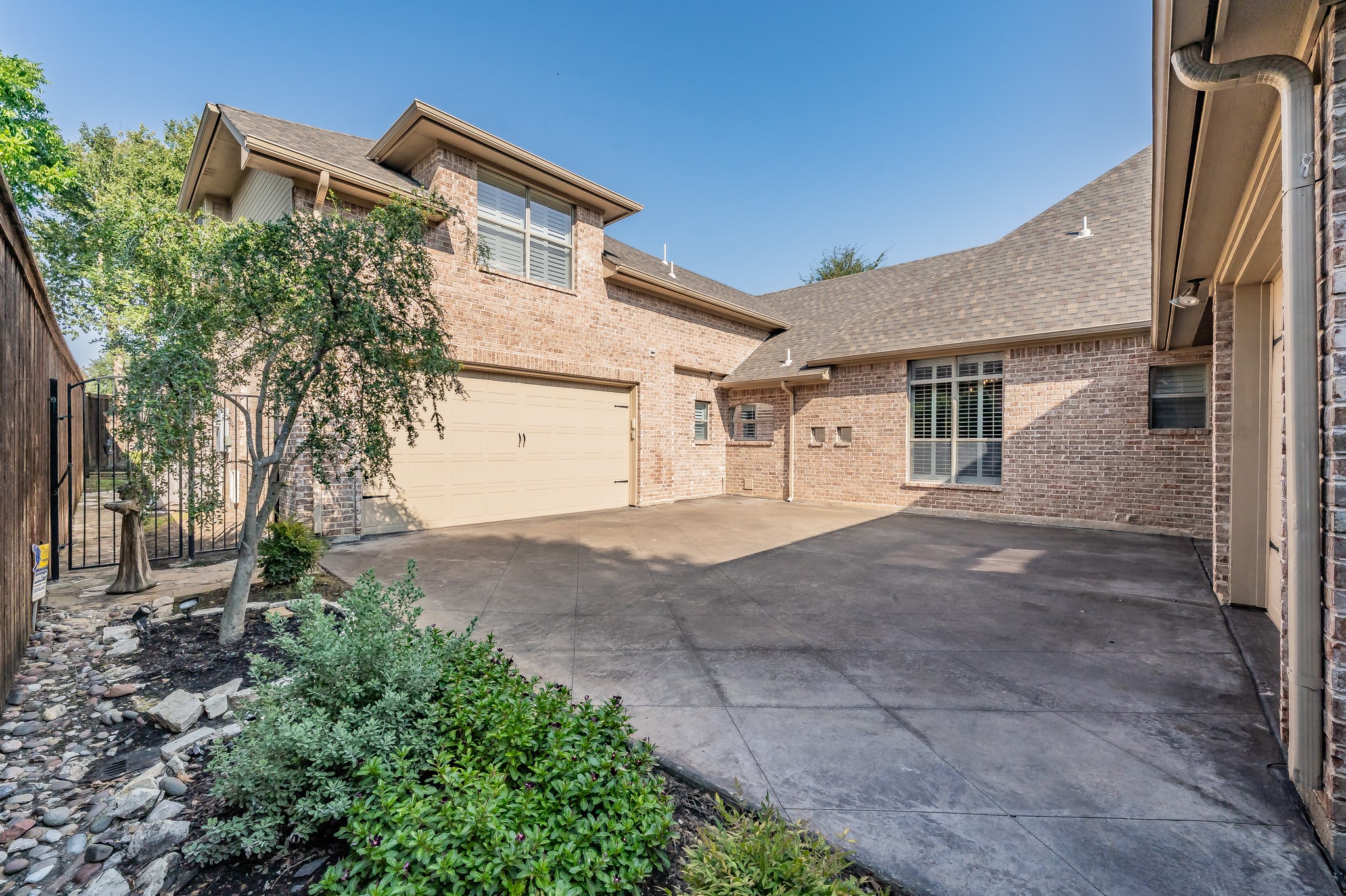 8005 Rushing Spring Drive