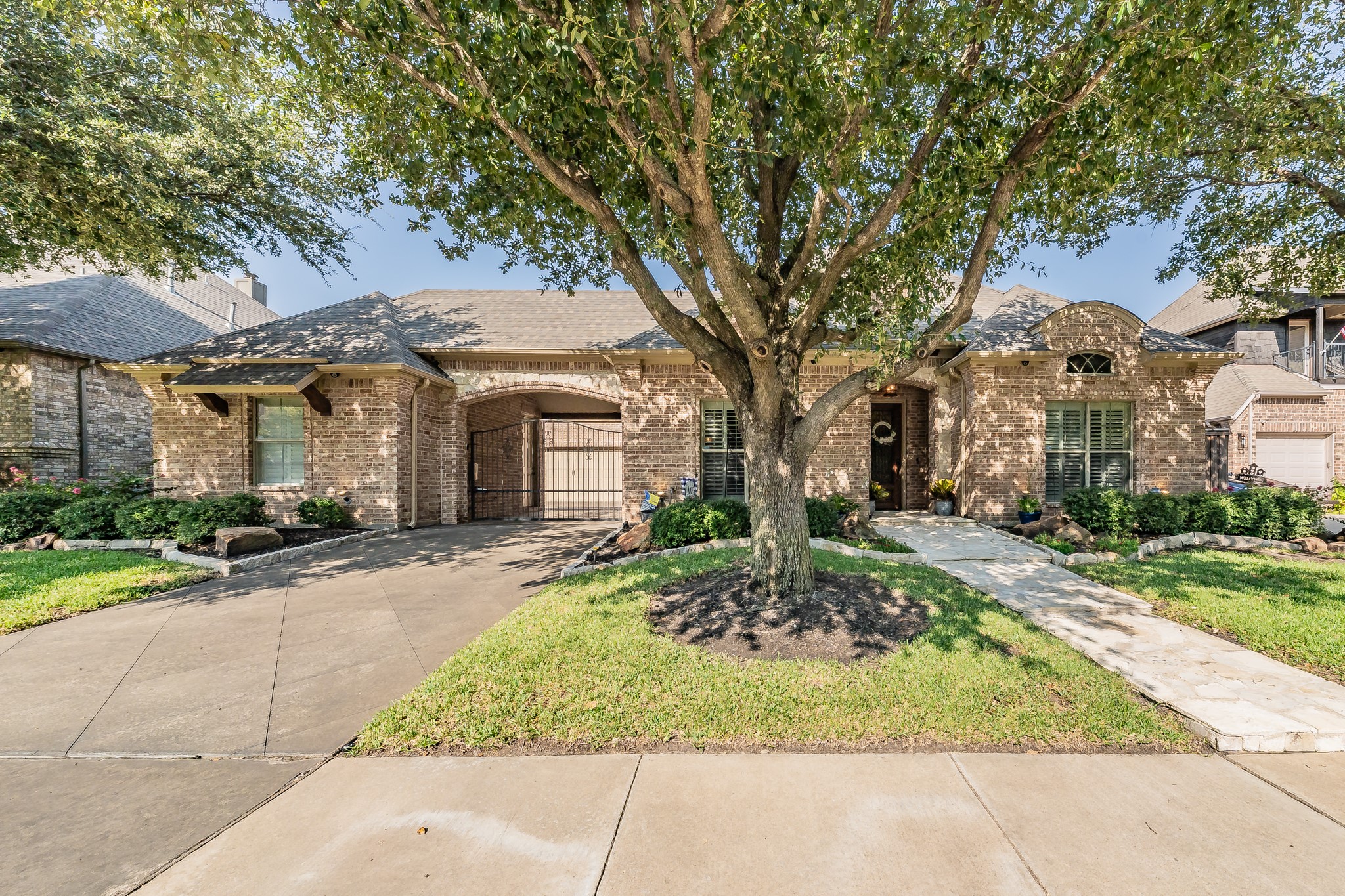 8005 Rushing Spring Drive