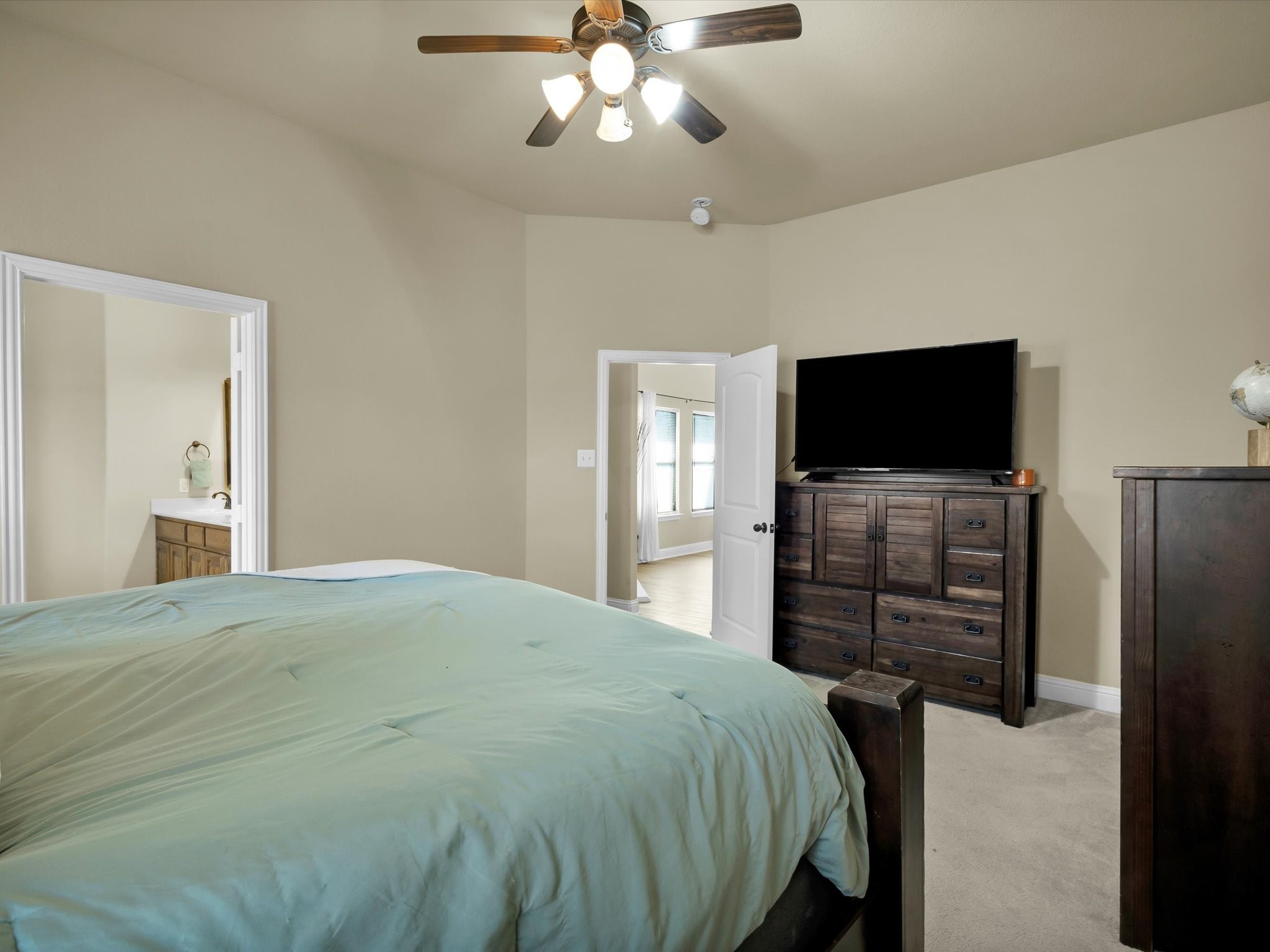 716 Saddlebrook Drive