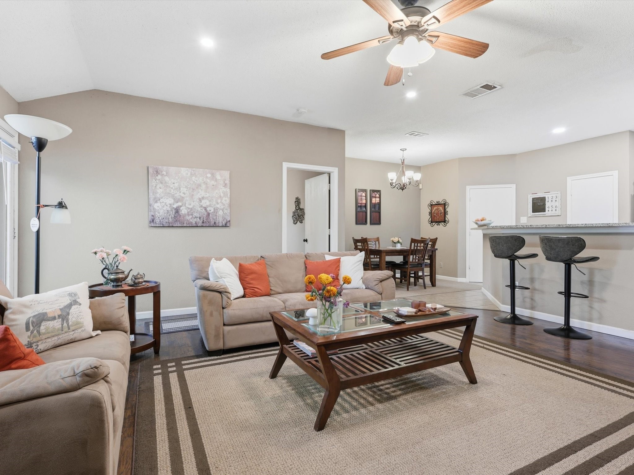 3209 Kingsbury Drive