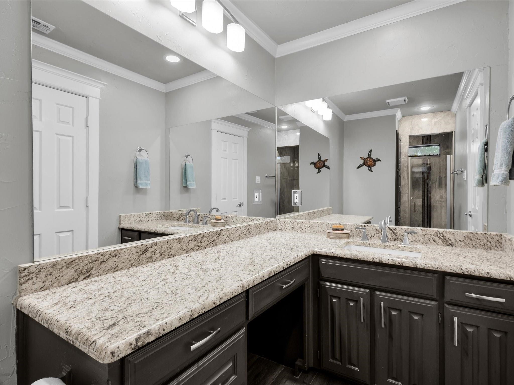 1612 Wiltshire Court