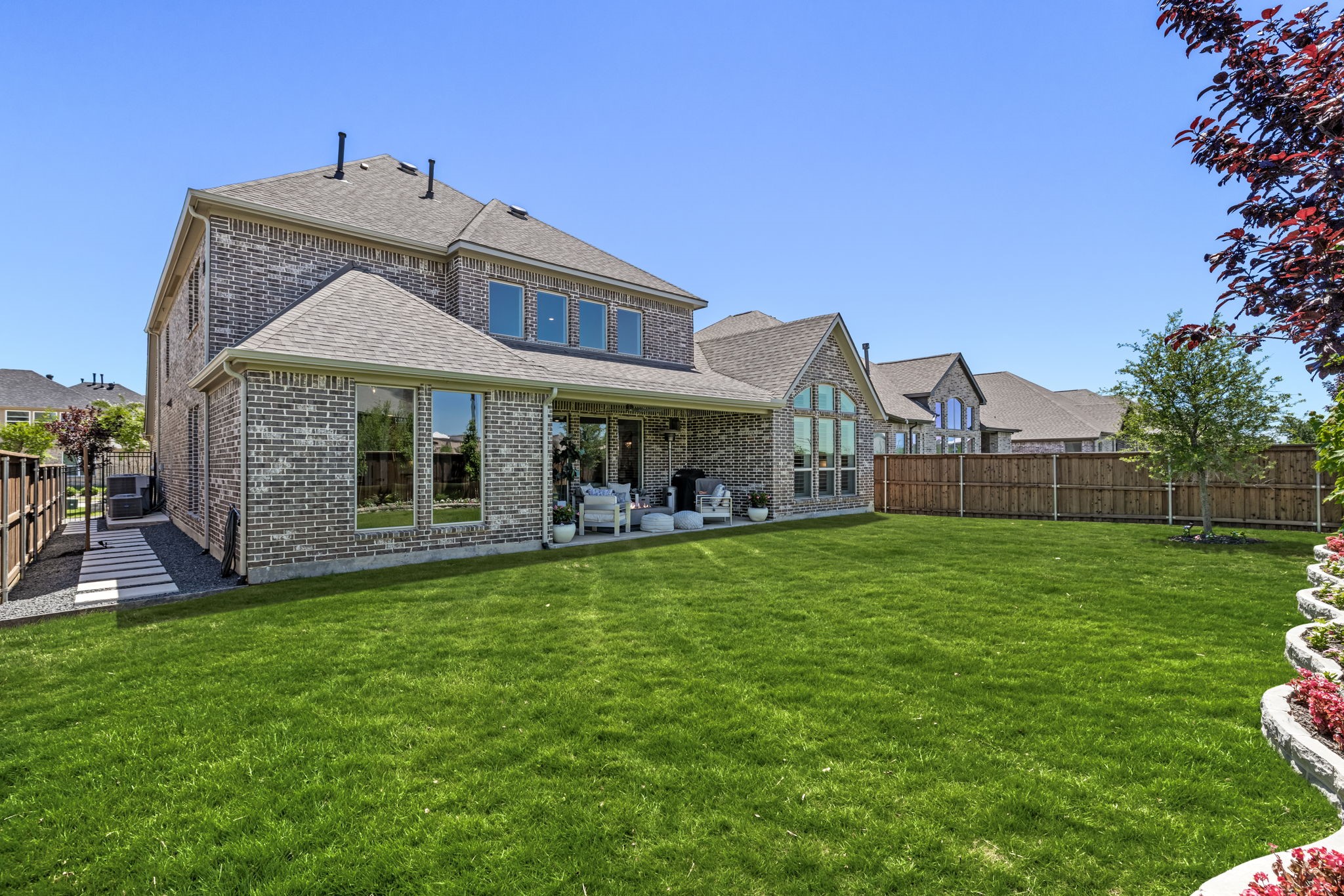 2264 Savannah Oak Road