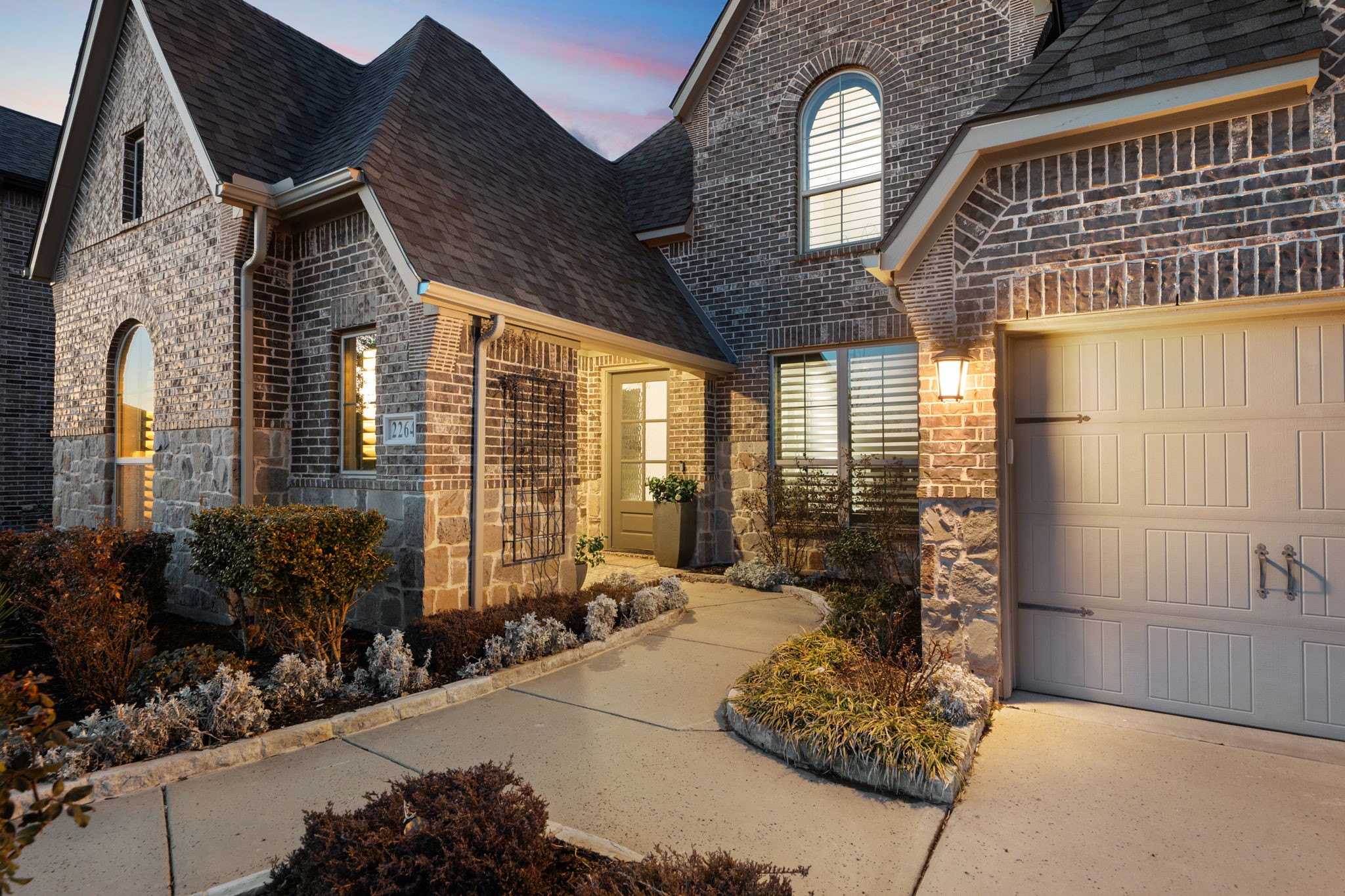 2264 Savannah Oak Road