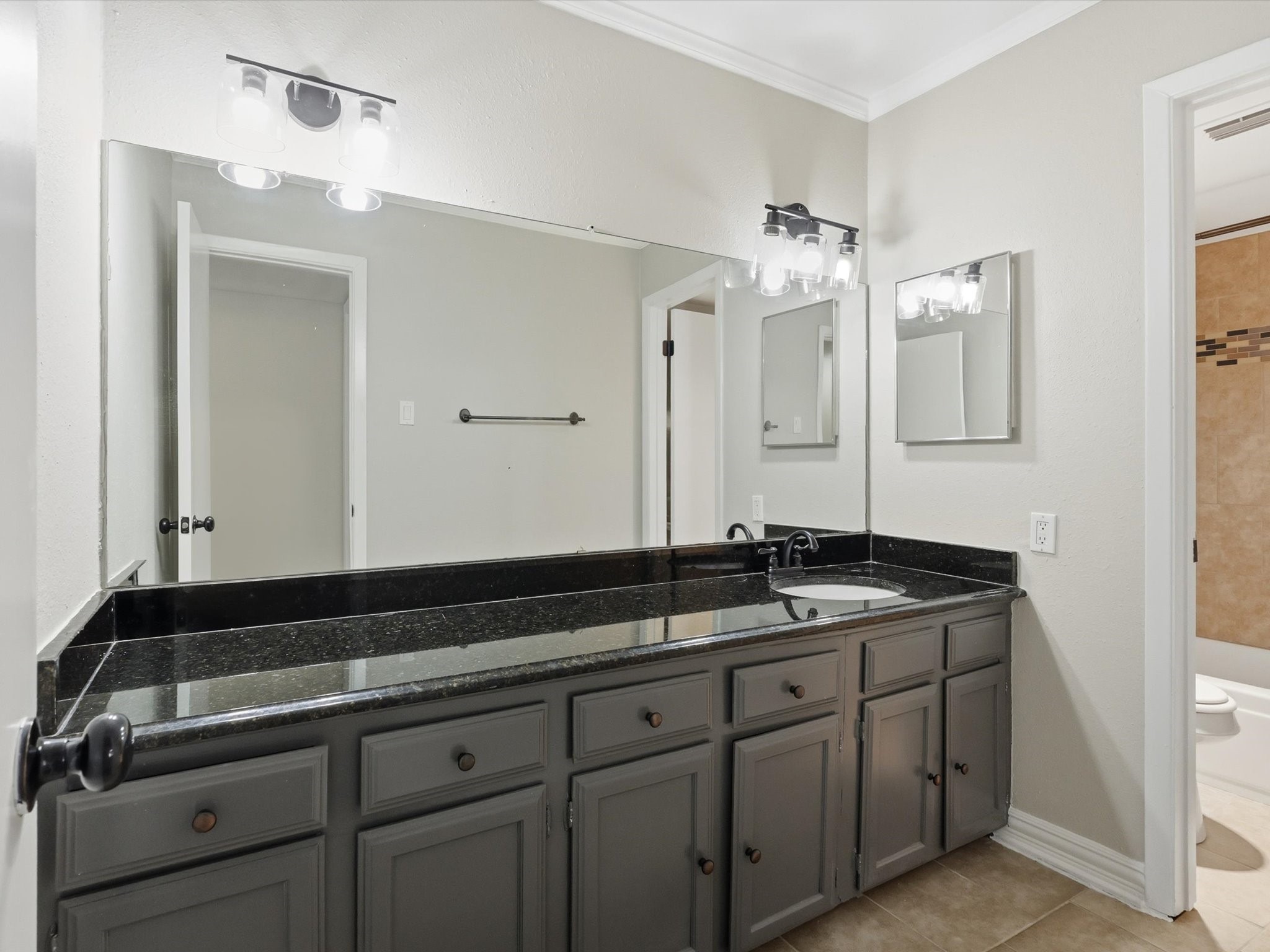 2713 Meadowstone Court