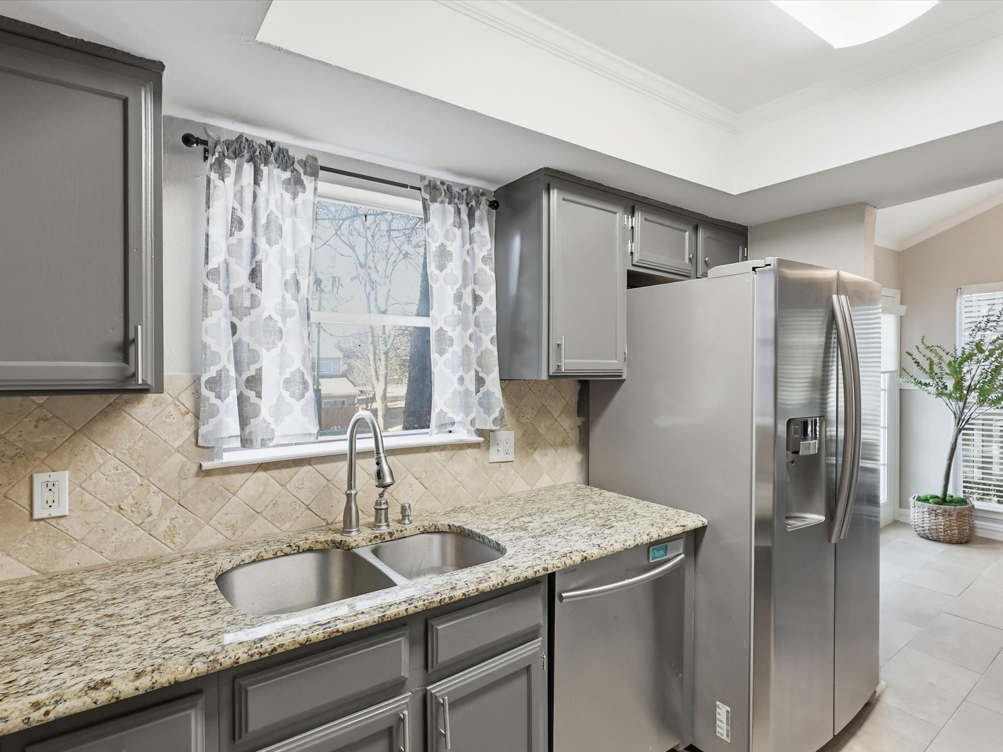 2713 Meadowstone Court