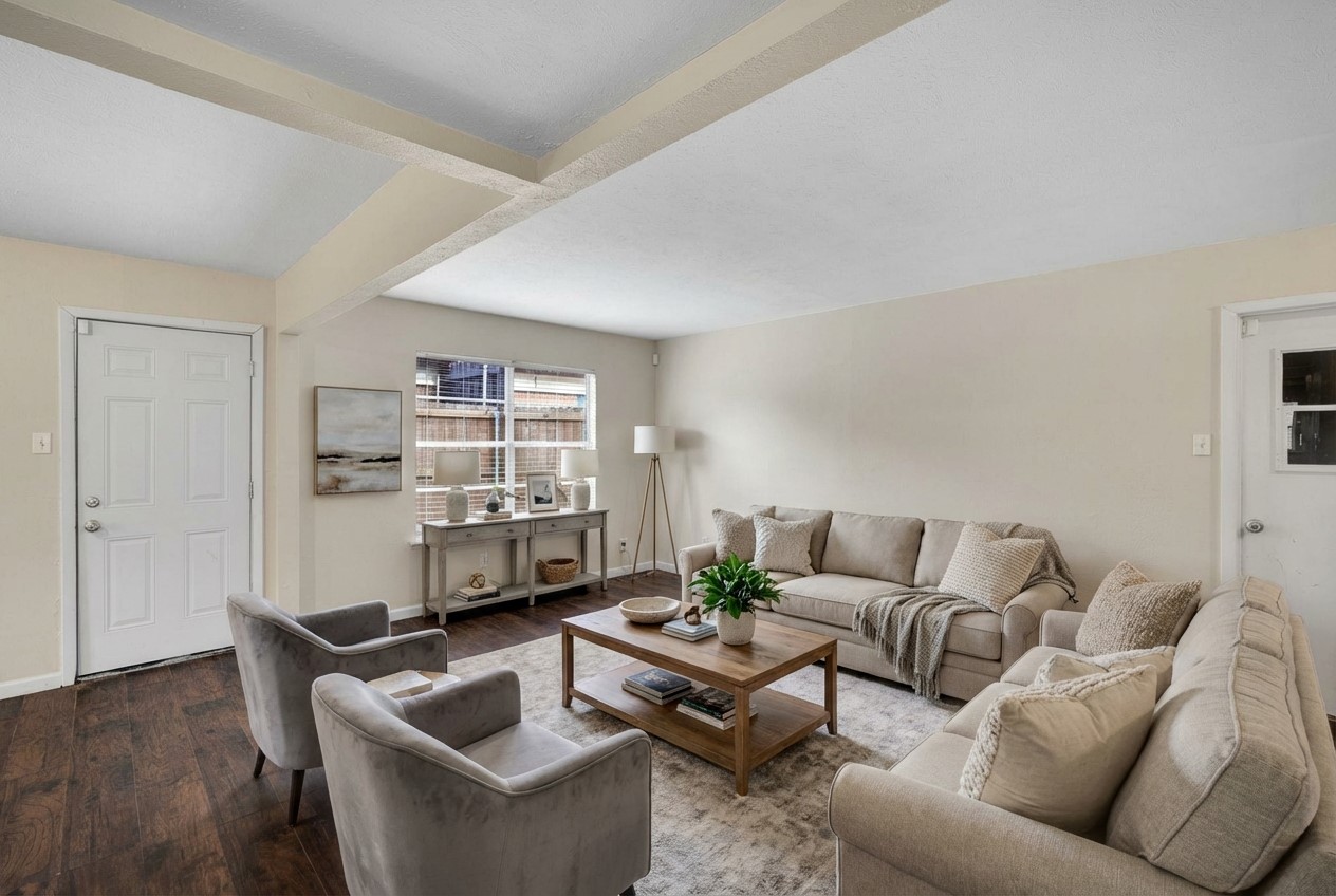 1208 Woodbrook Street