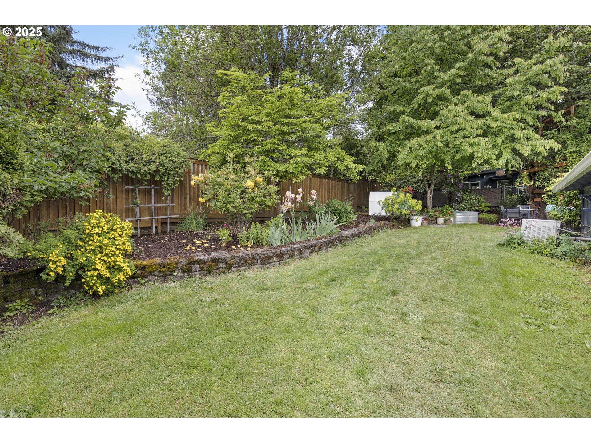 1917 SW MARIGOLD ST