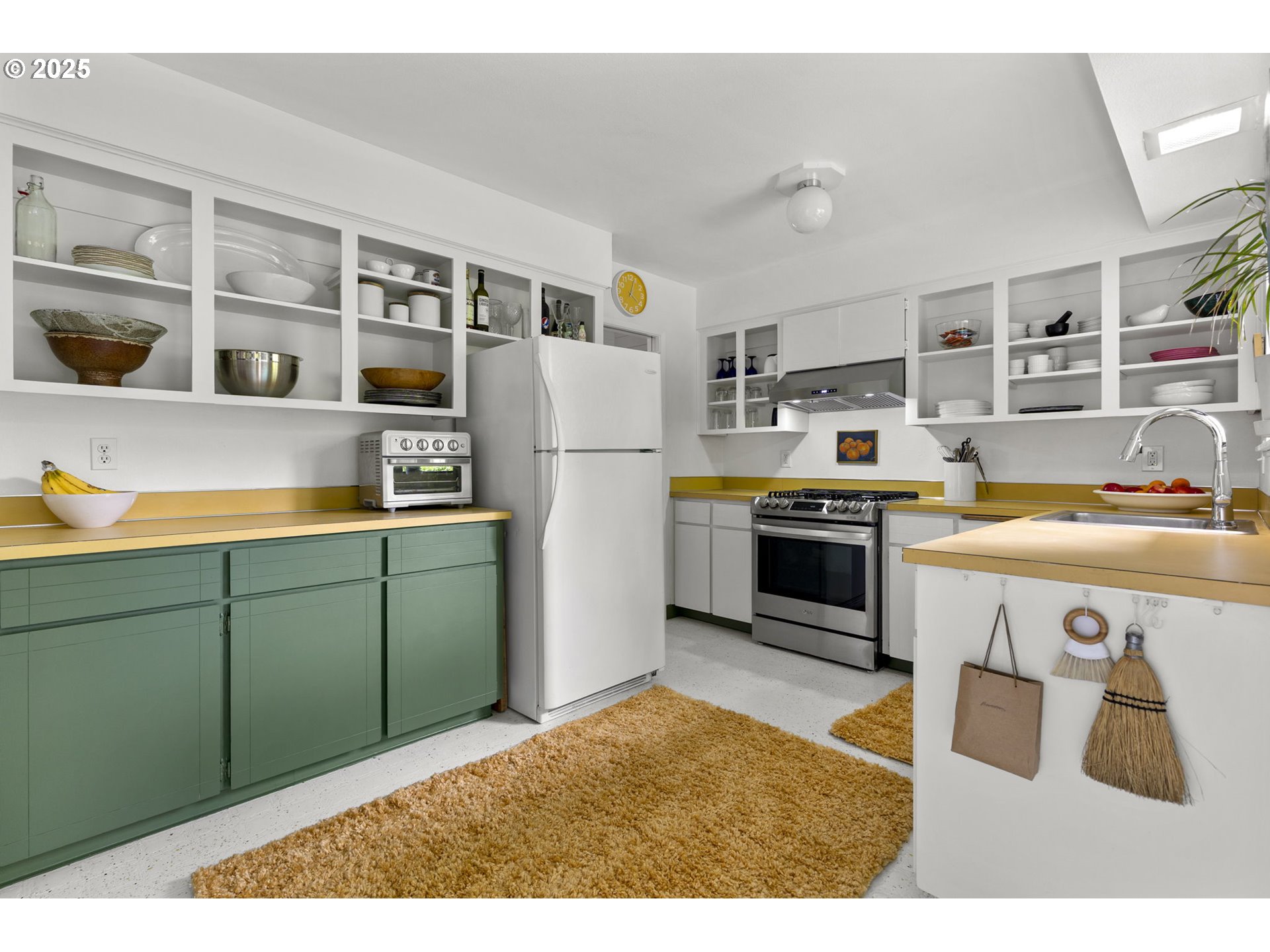 1917 SW MARIGOLD ST