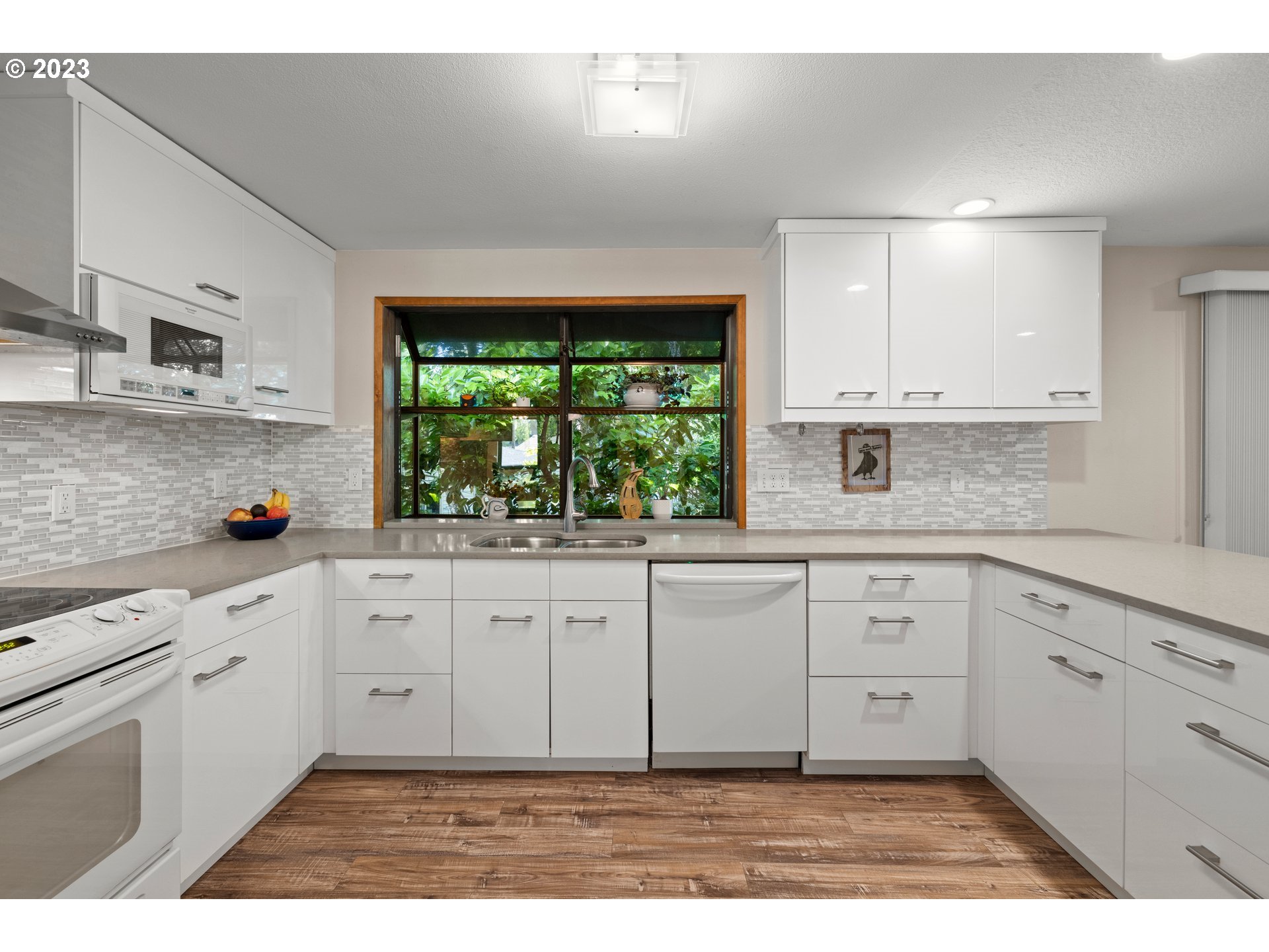 5115 SW RICHENBERG CT