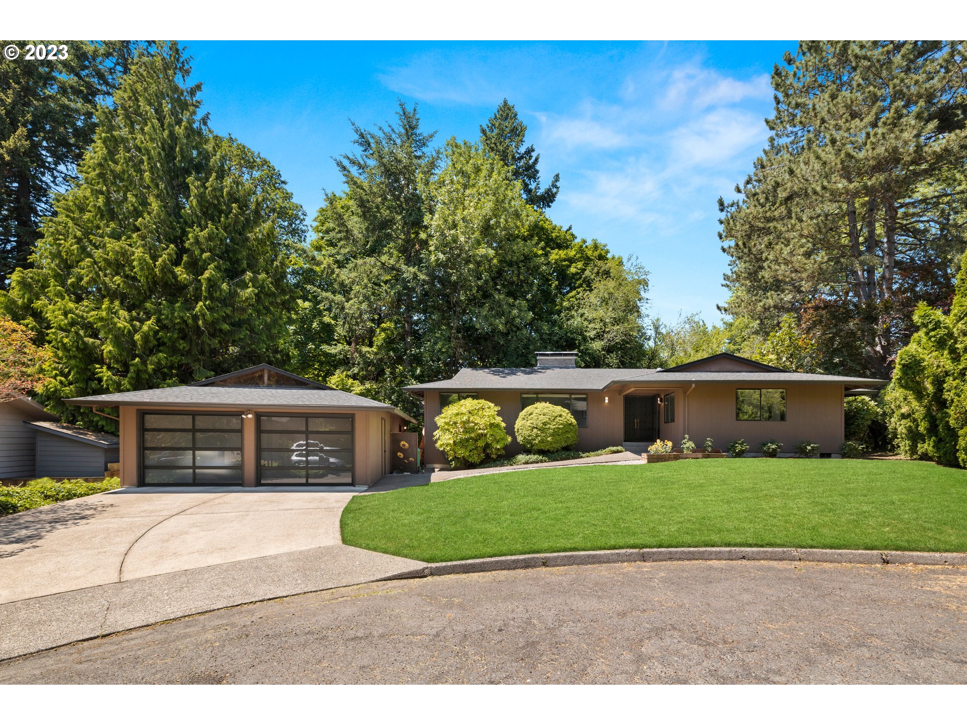 5115 SW RICHENBERG CT