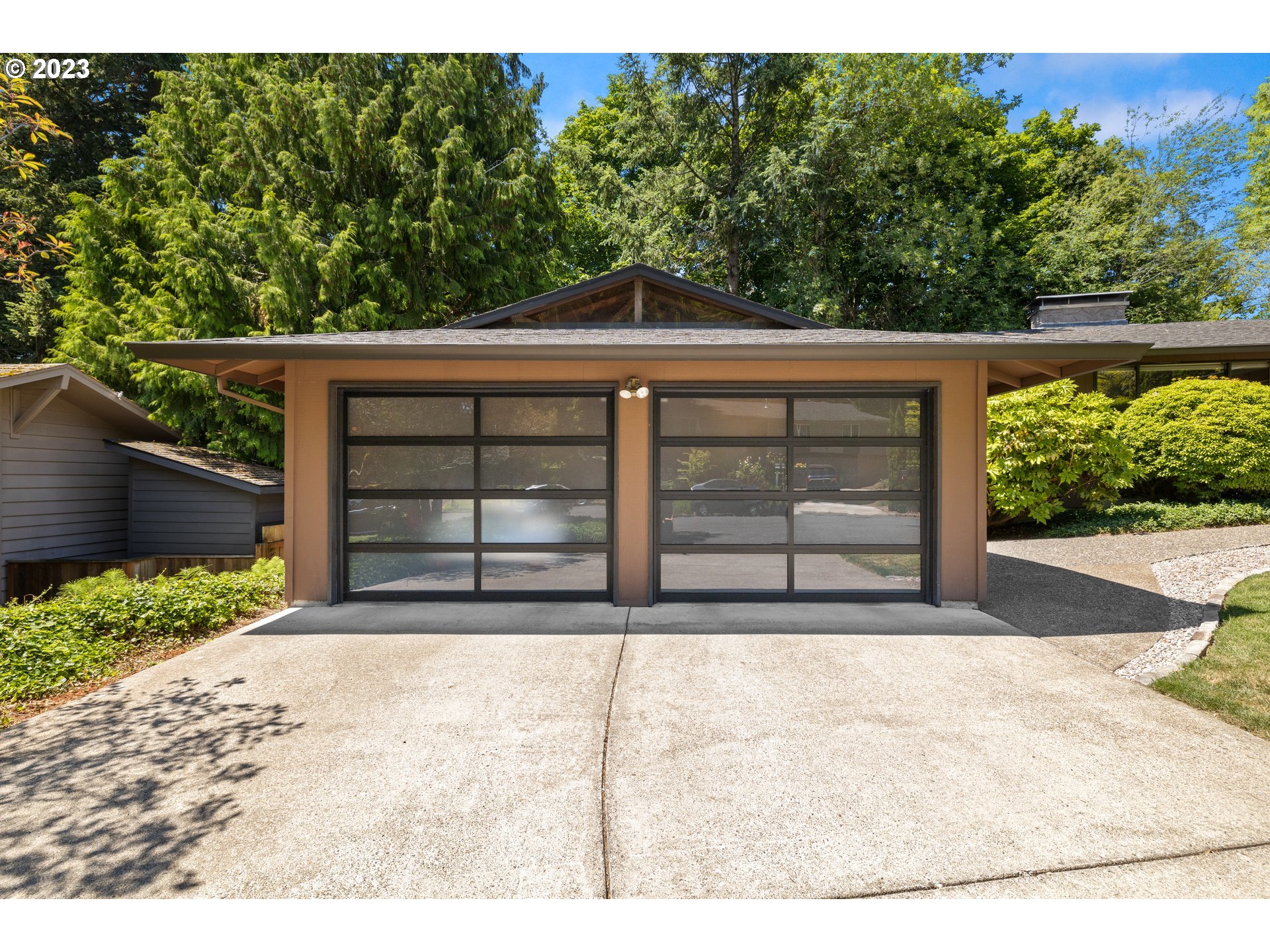 5115 SW RICHENBERG CT