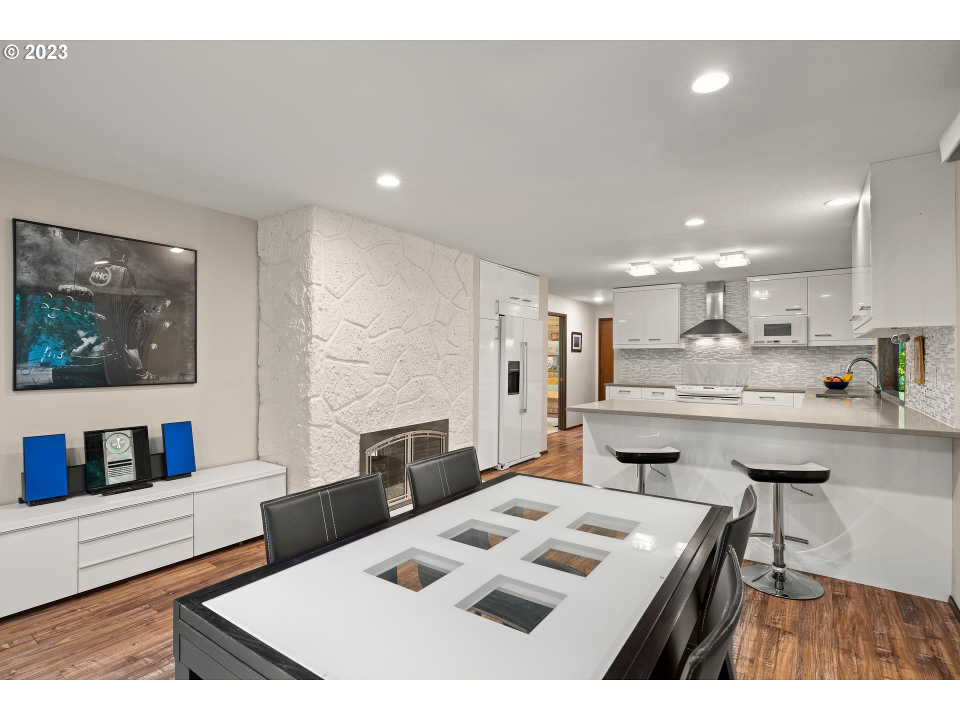 5115 SW RICHENBERG CT
