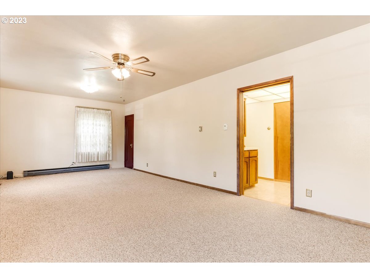 3236 SE 25TH AVE