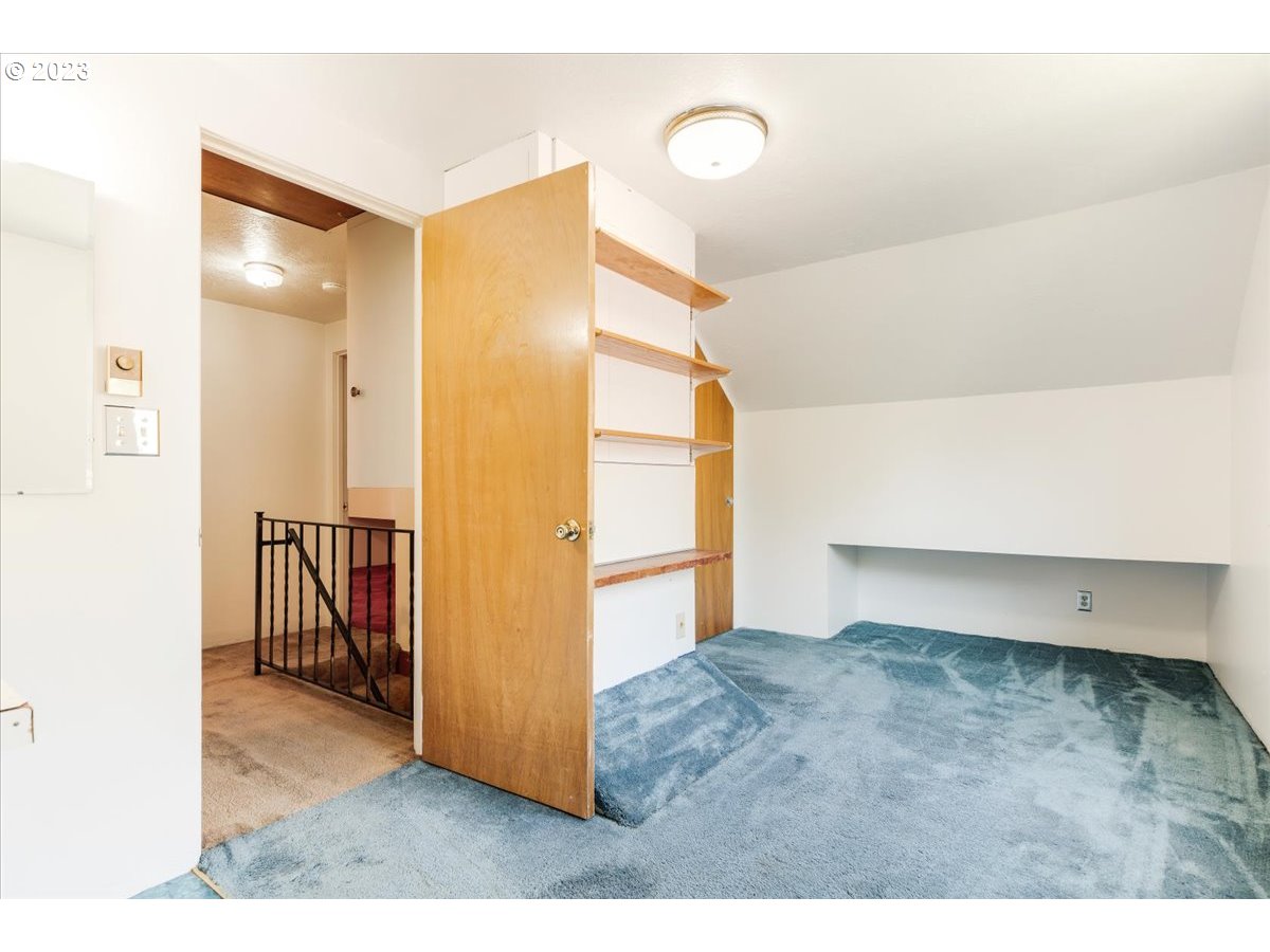3236 SE 25TH AVE