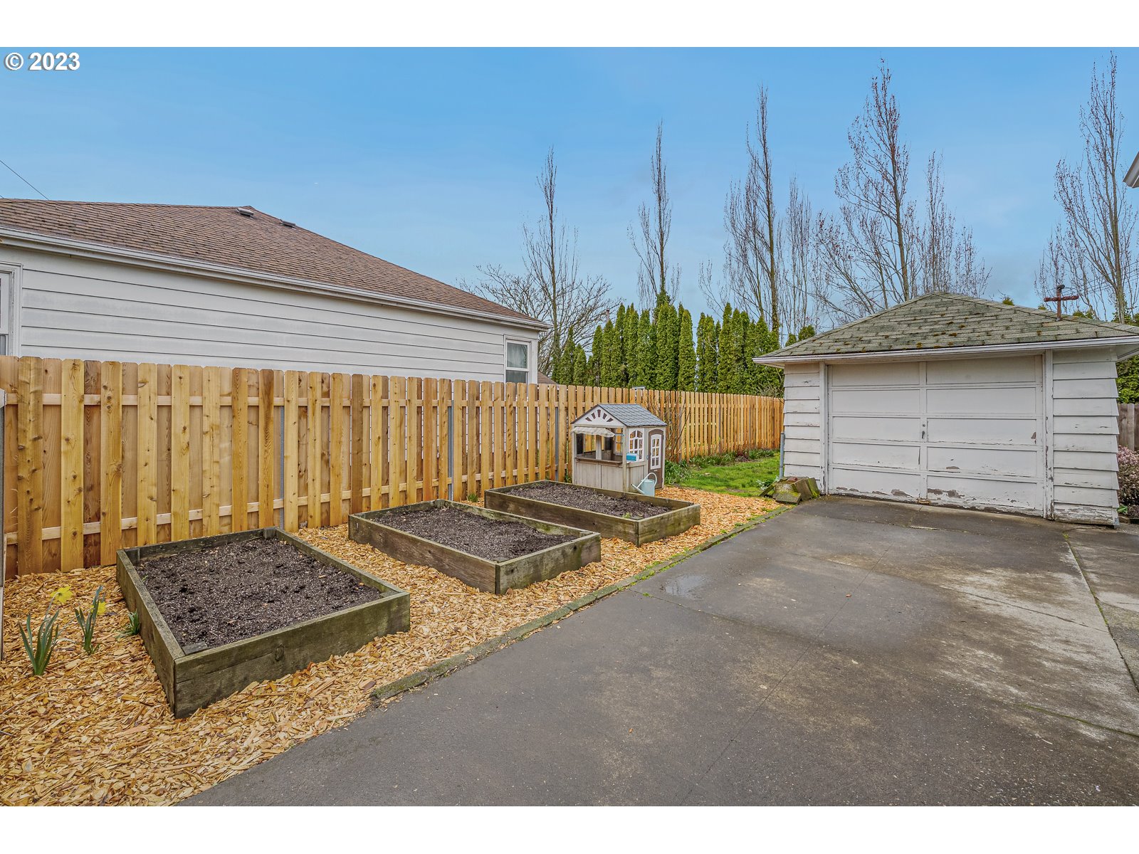 3405 SE 43RD AVE