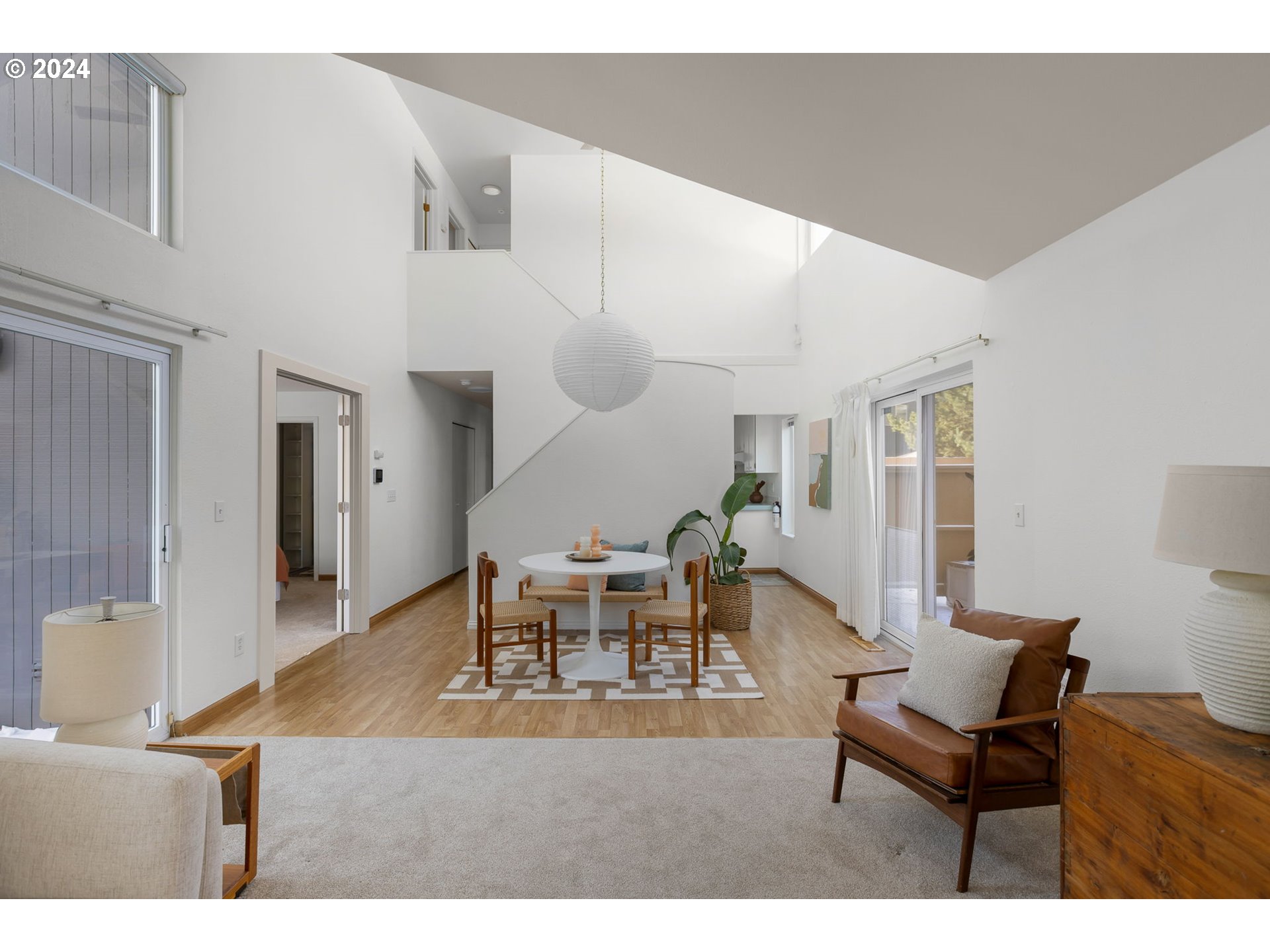 17633 NW ROLLING HILL LN