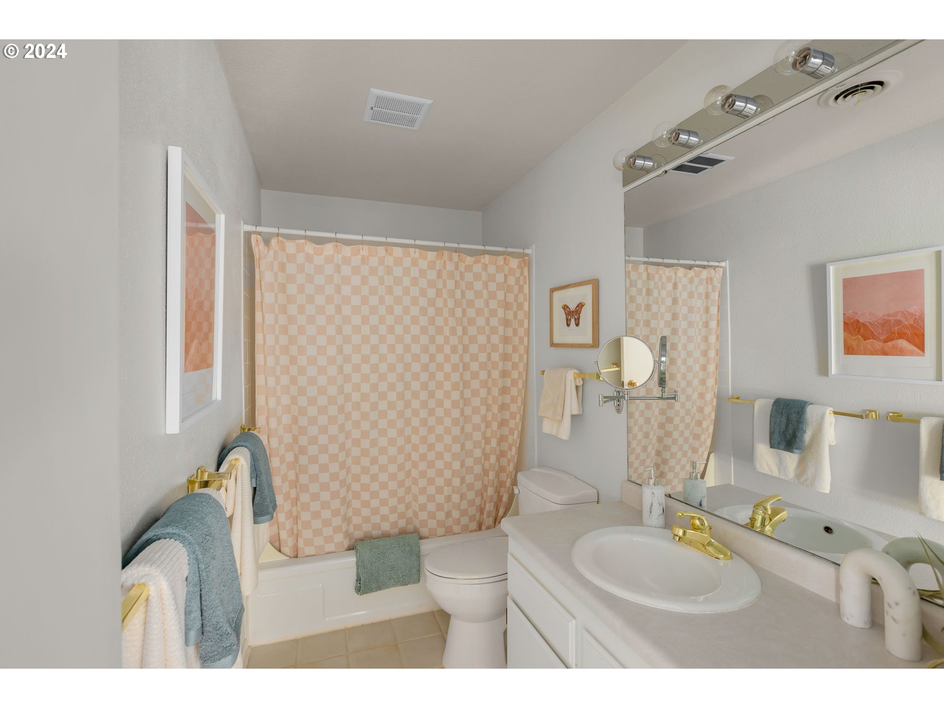 17633 NW ROLLING HILL LN