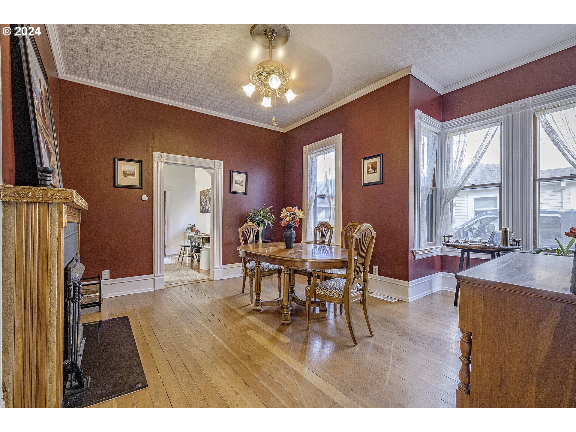 135 SE 6TH AVE