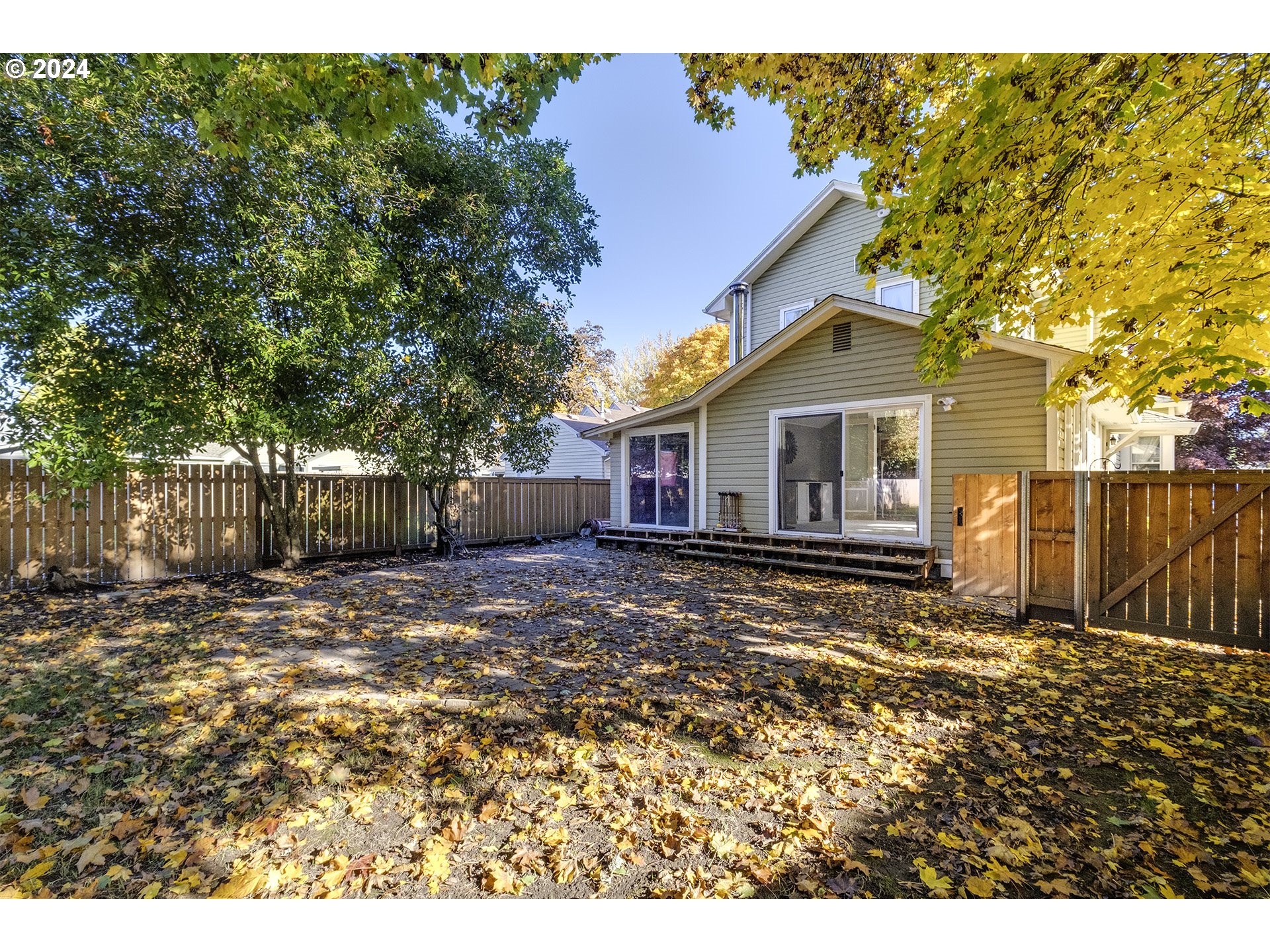 135 SE 6TH AVE