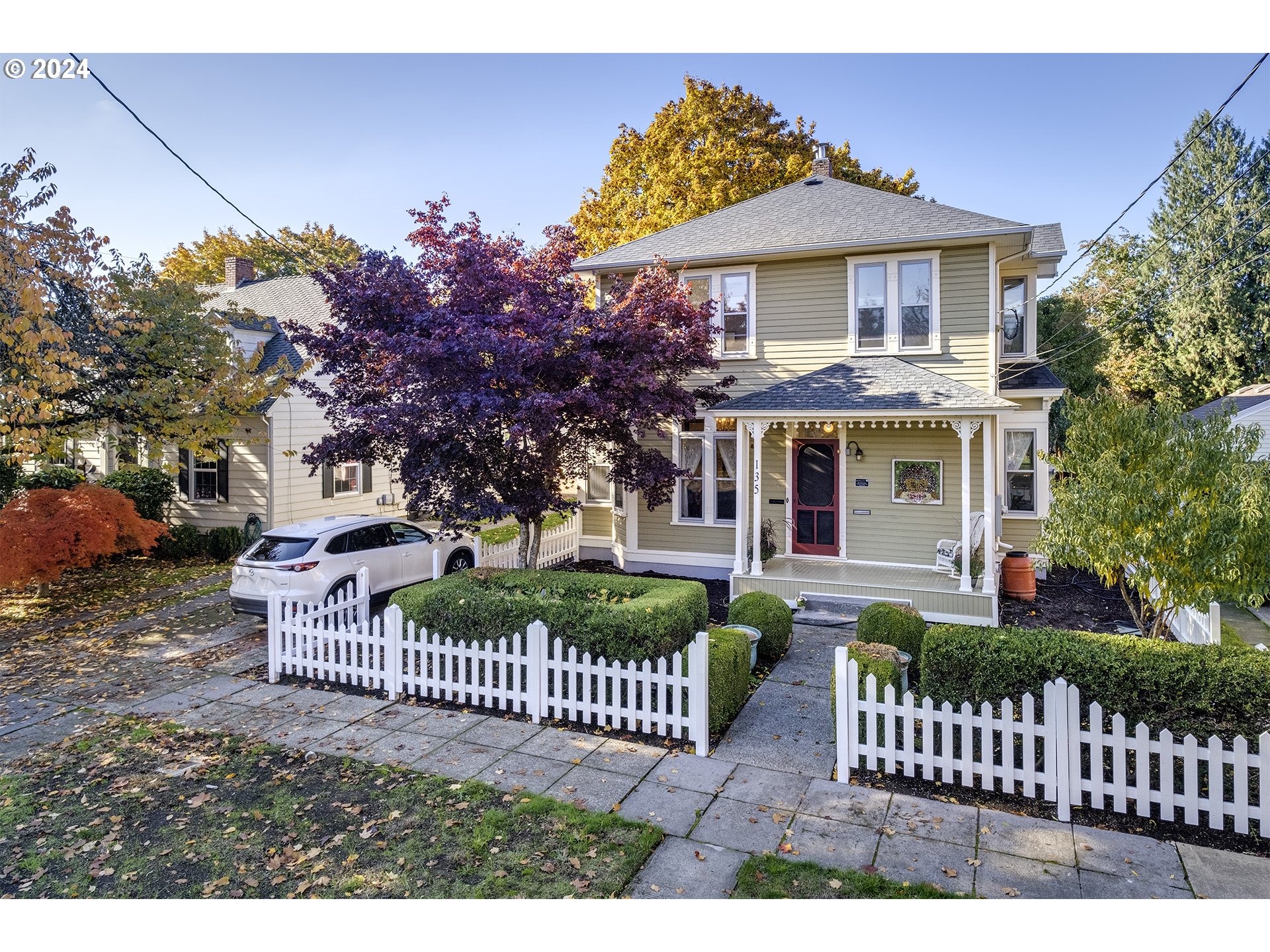 135 SE 6TH AVE