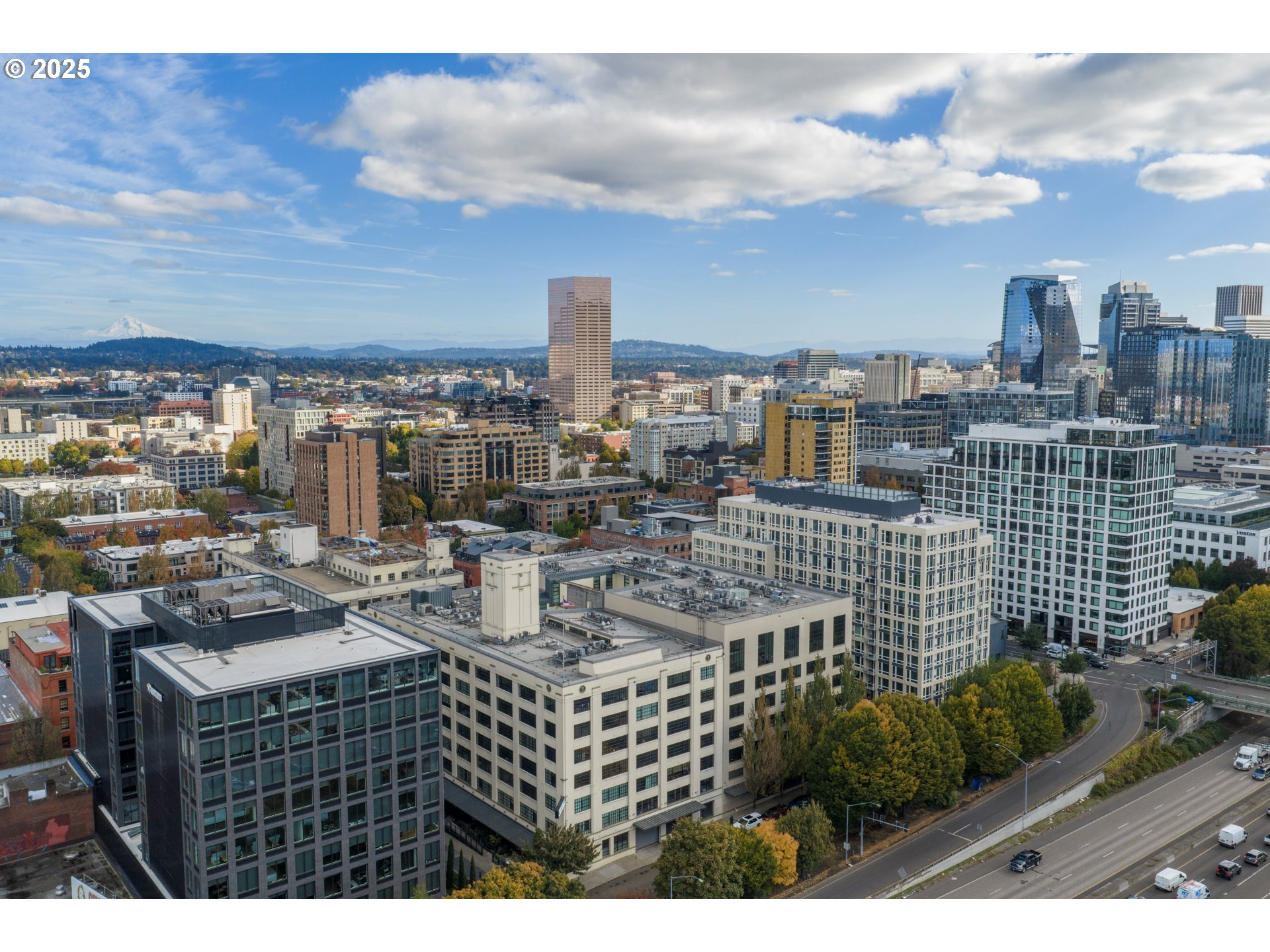 1400 NW IRVING ST 322, Portland Unit: 322