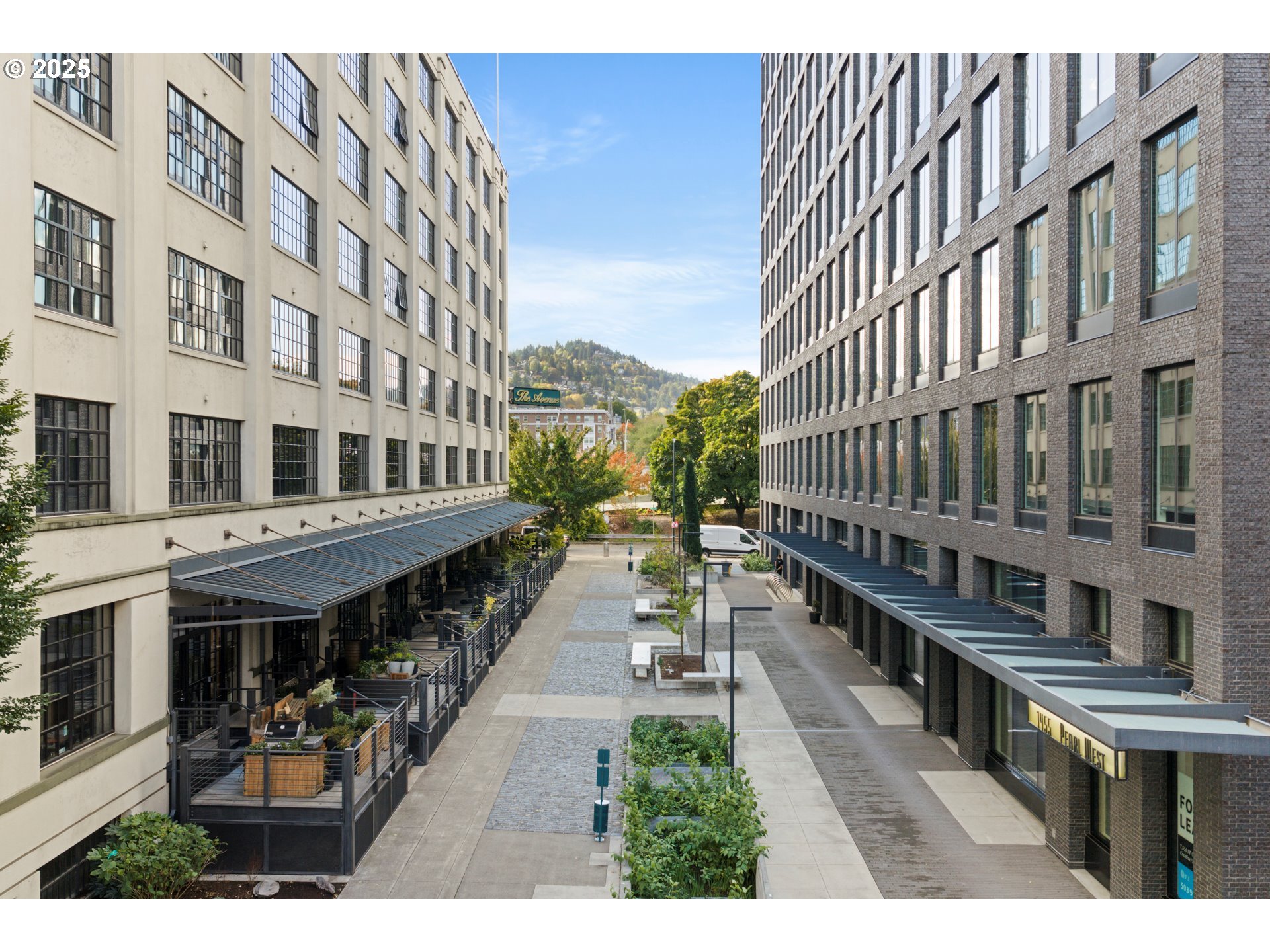 1400 NW IRVING ST 322, Portland Unit: 322