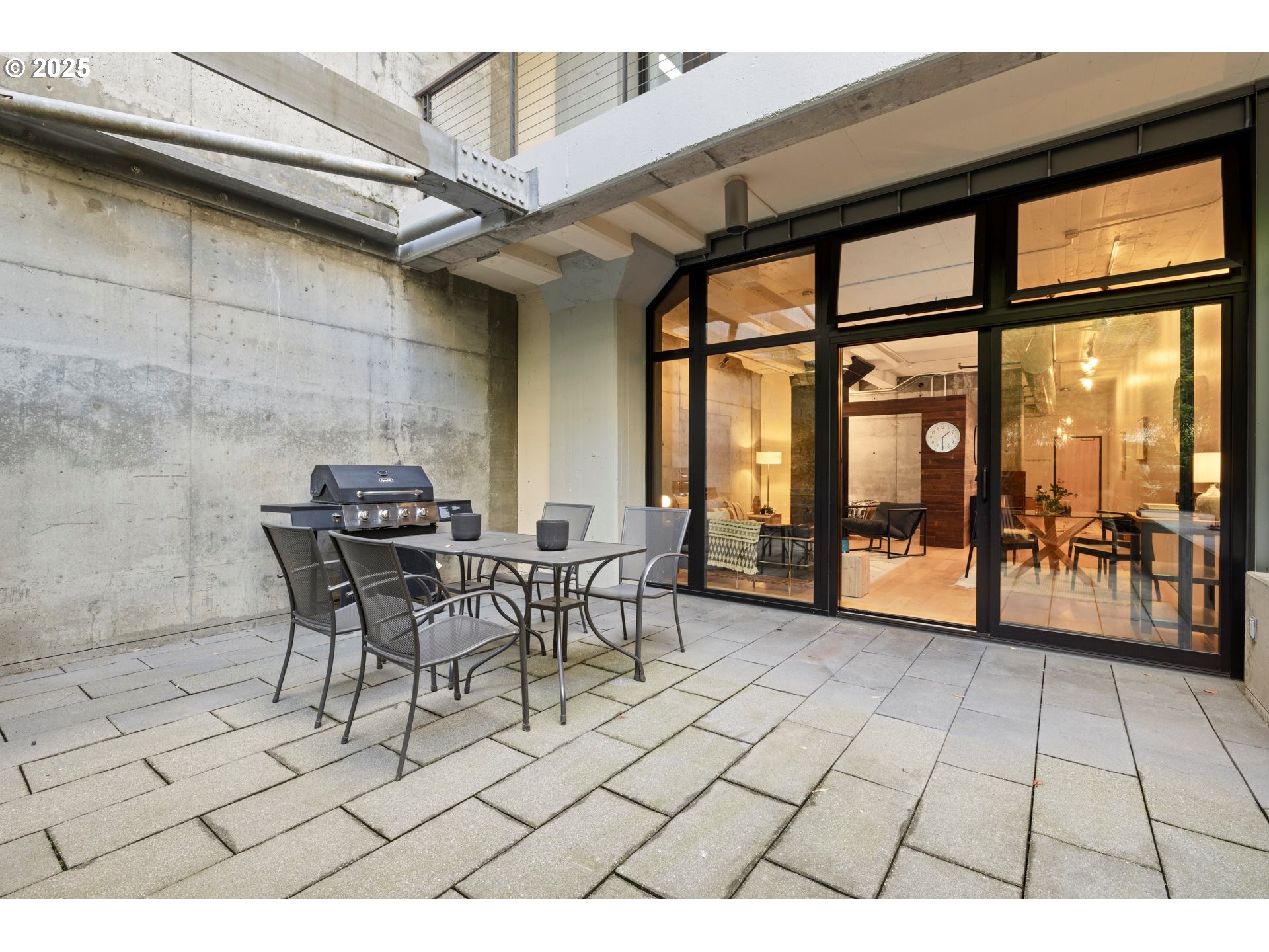 1400 NW IRVING ST 322, Portland Unit: 322