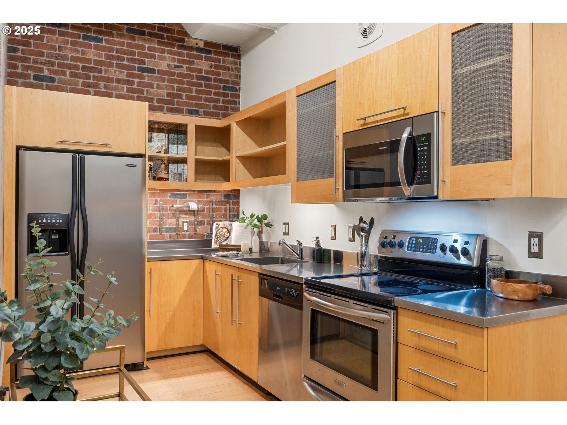 1400 NW IRVING ST 322, Portland Unit: 322